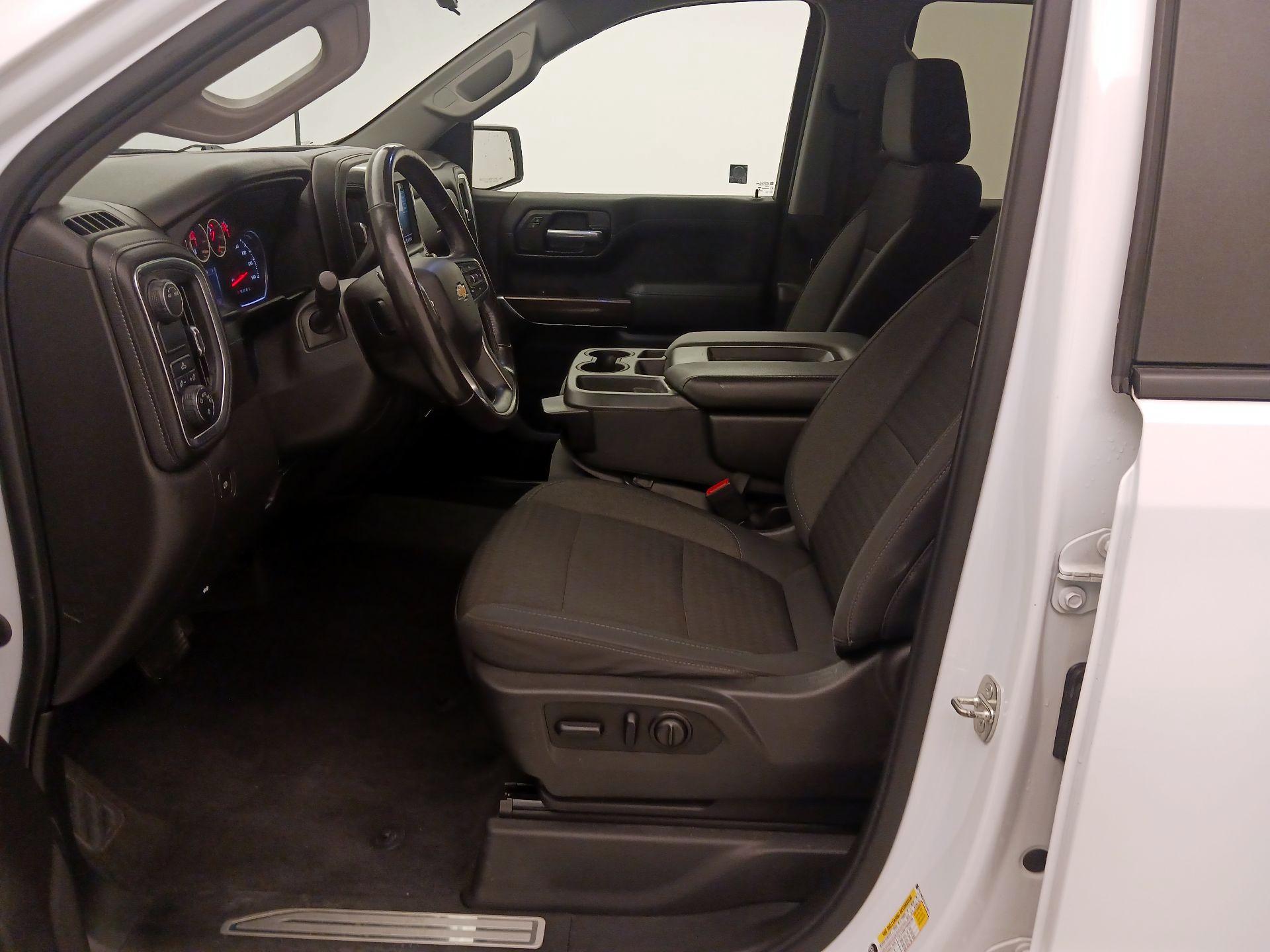 Thumbnail: 2020 Chevrolet Silverado 1500 - 11