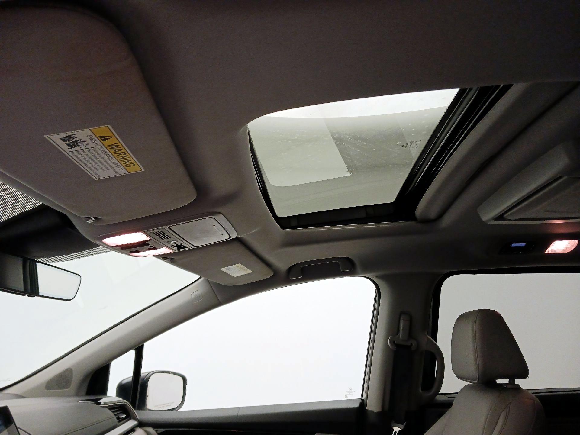 Thumbnail: 2022 Honda Odyssey - 19
