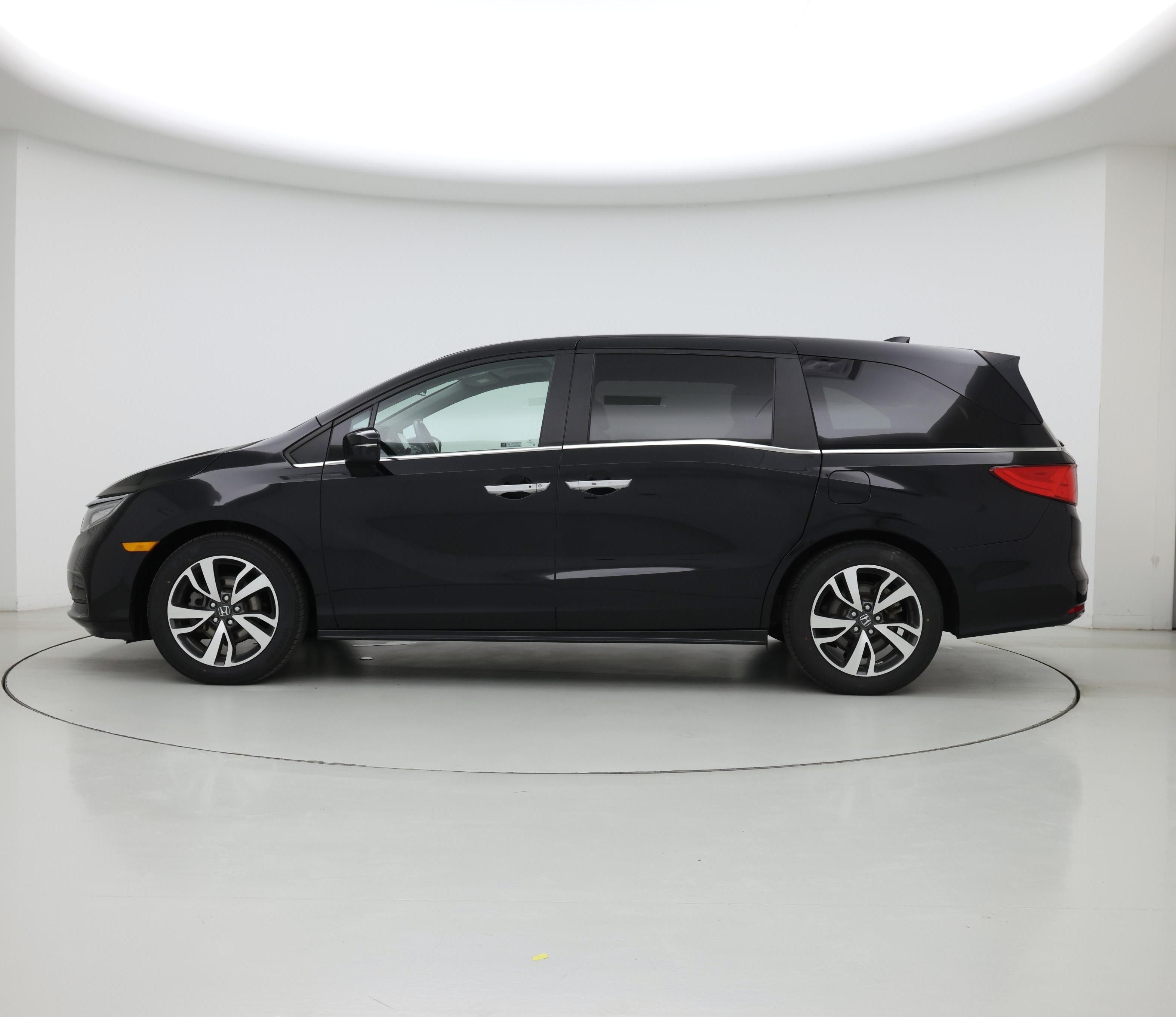 Thumbnail: 2022 Honda Odyssey - 3