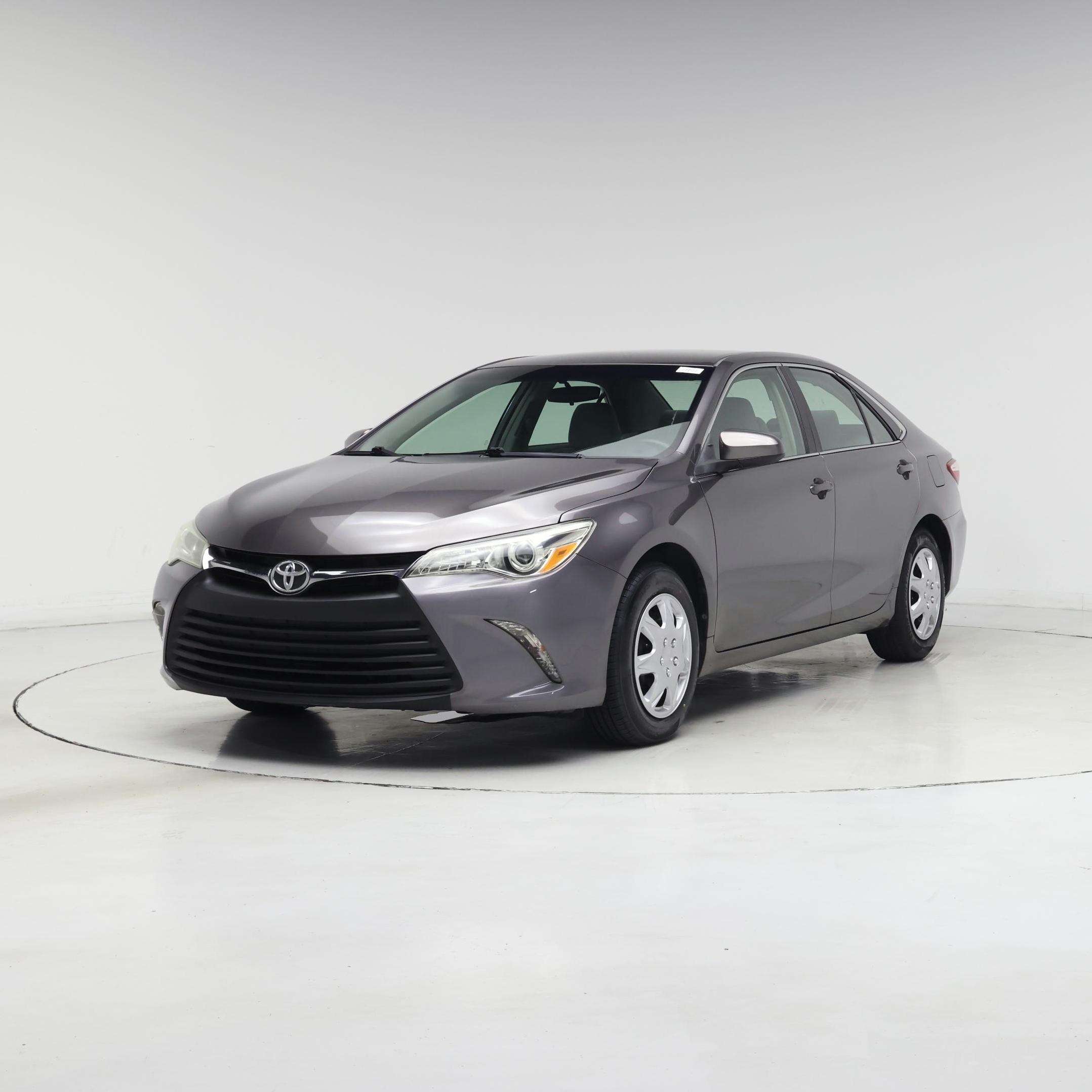 Thumbnail: 2015 Toyota Camry - 4