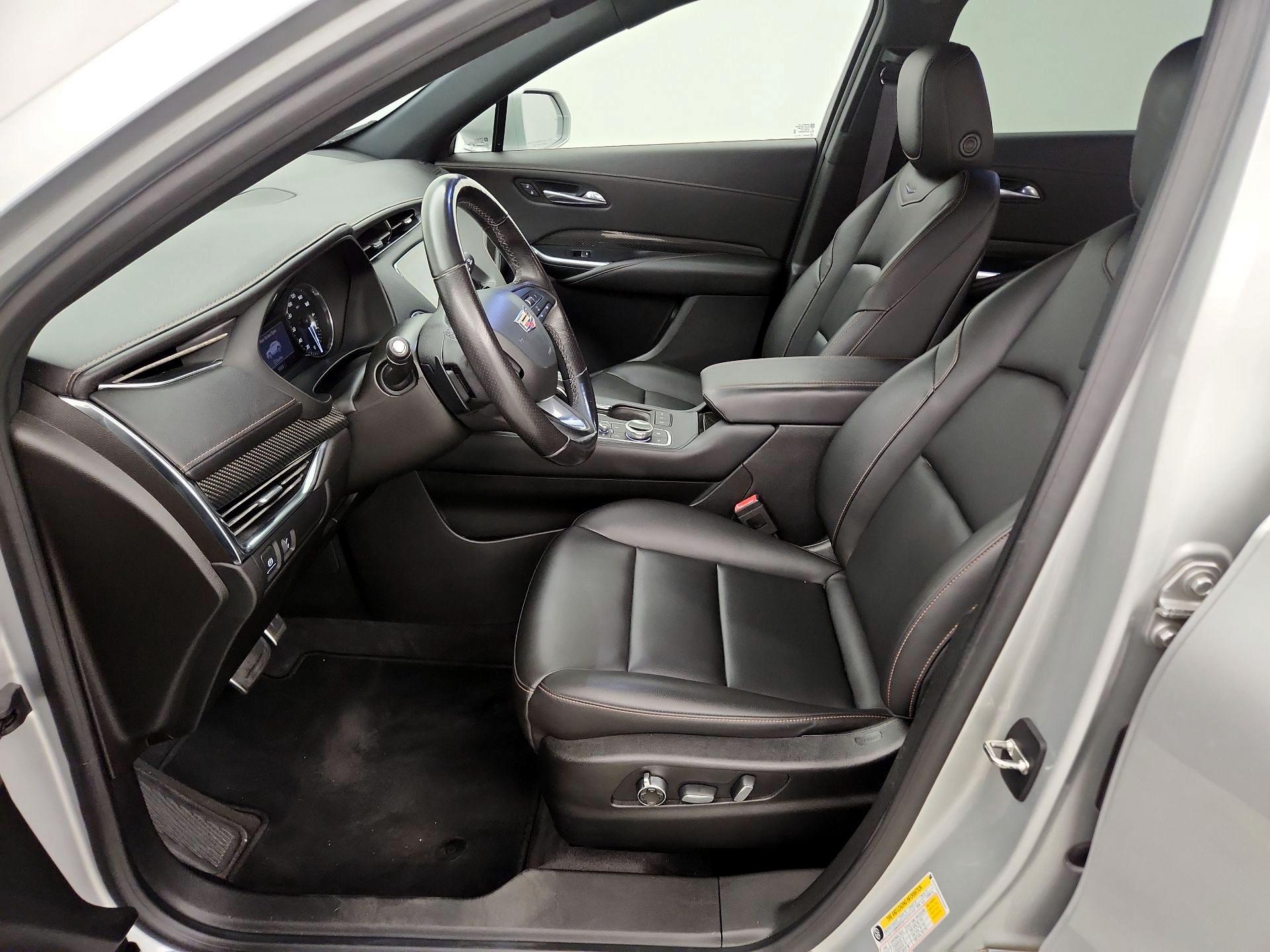Thumbnail: 2019 Cadillac XT4 - 11