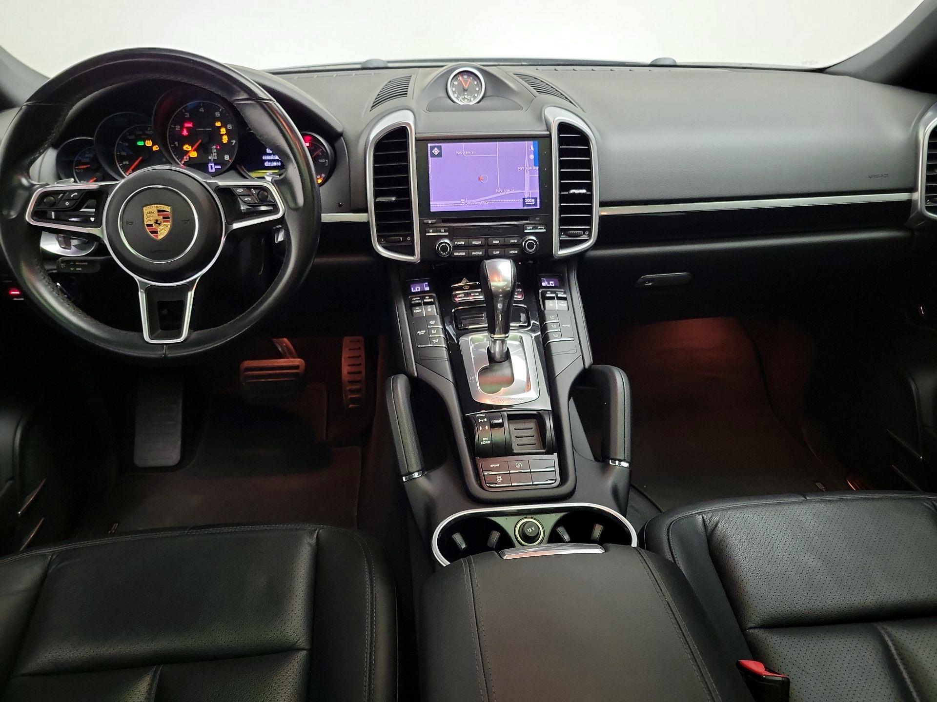 Thumbnail: 2018 Porsche Cayenne - 9