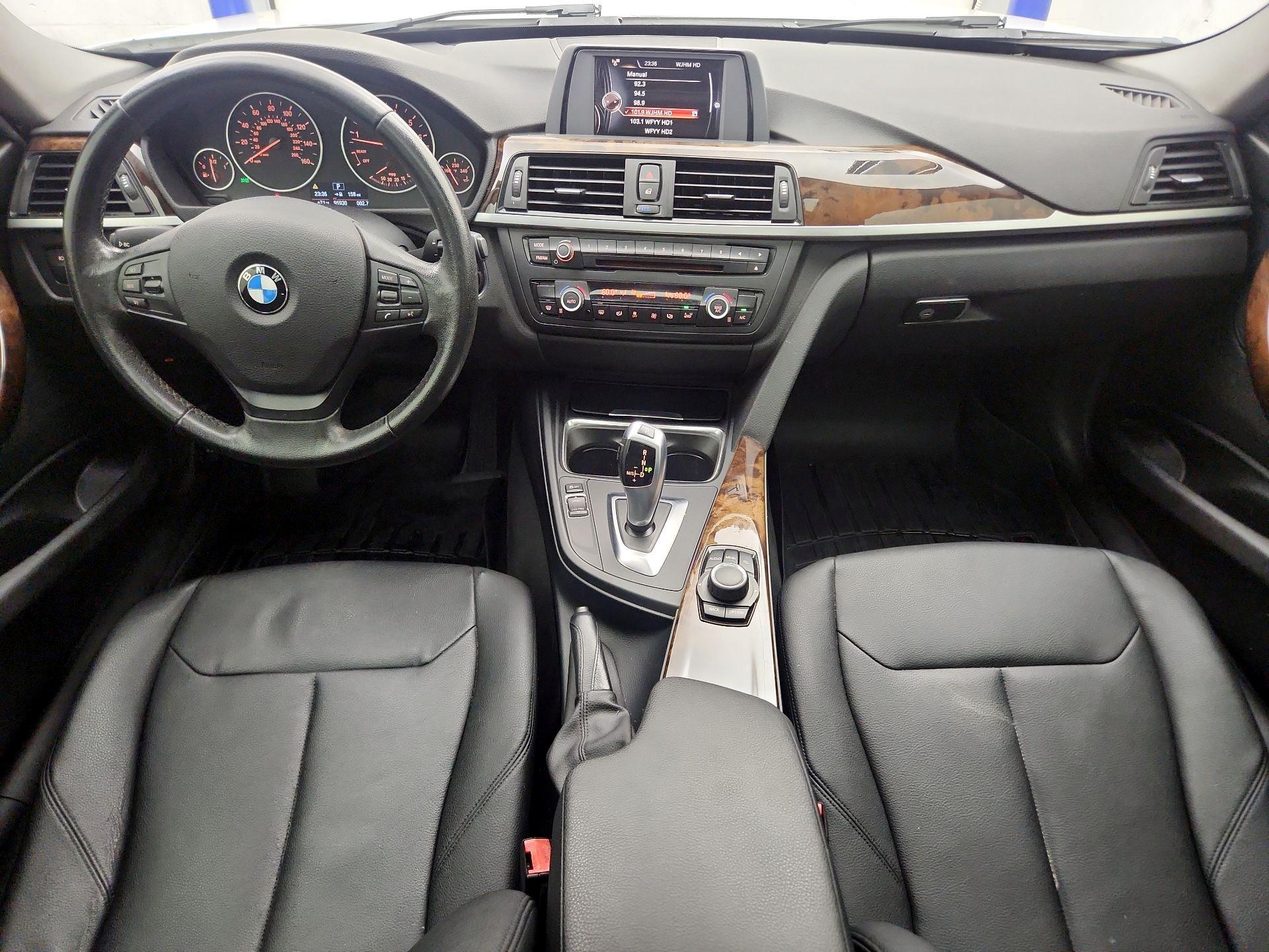 Thumbnail: 2015 BMW 3 Series - 9