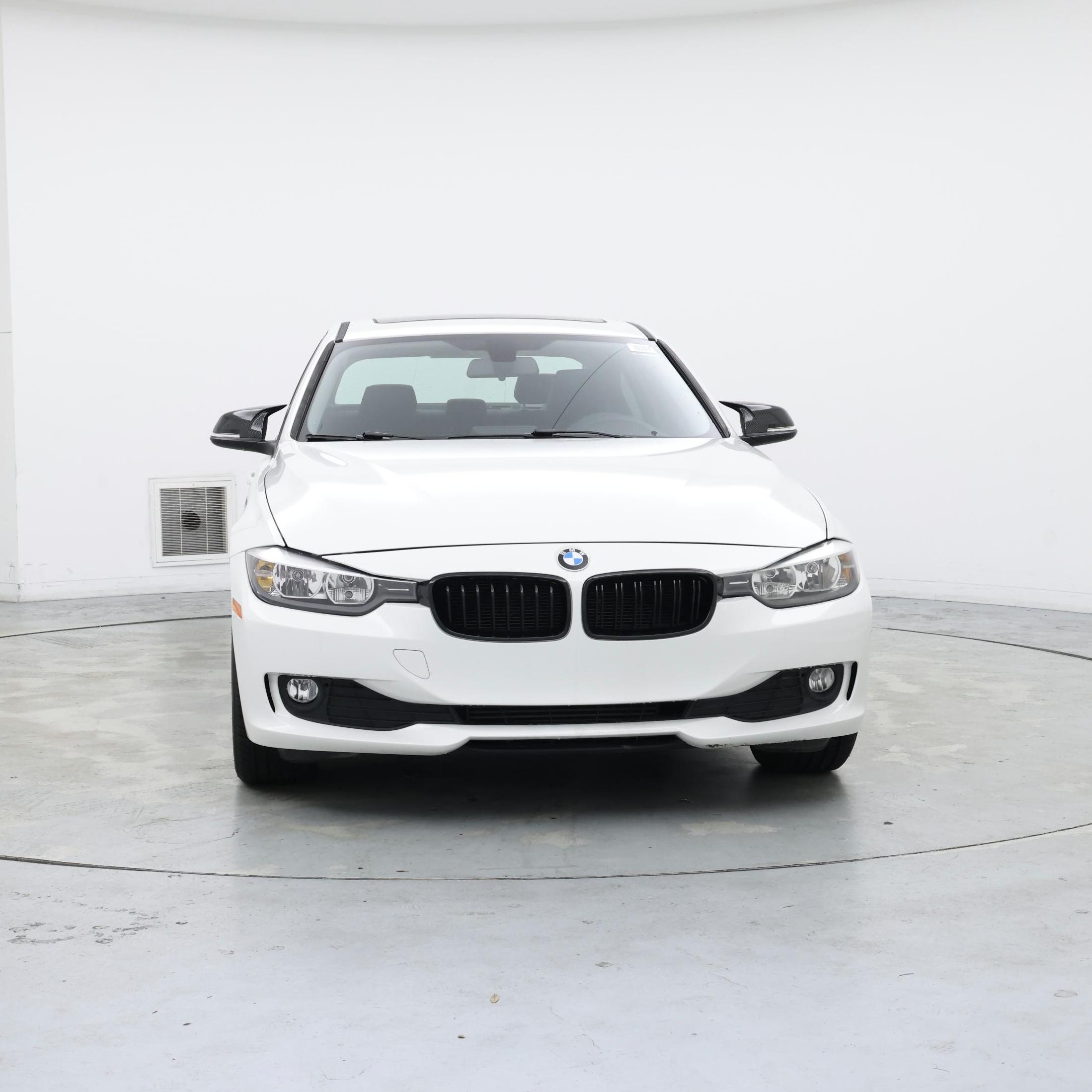 Thumbnail: 2015 BMW 3 Series - 5