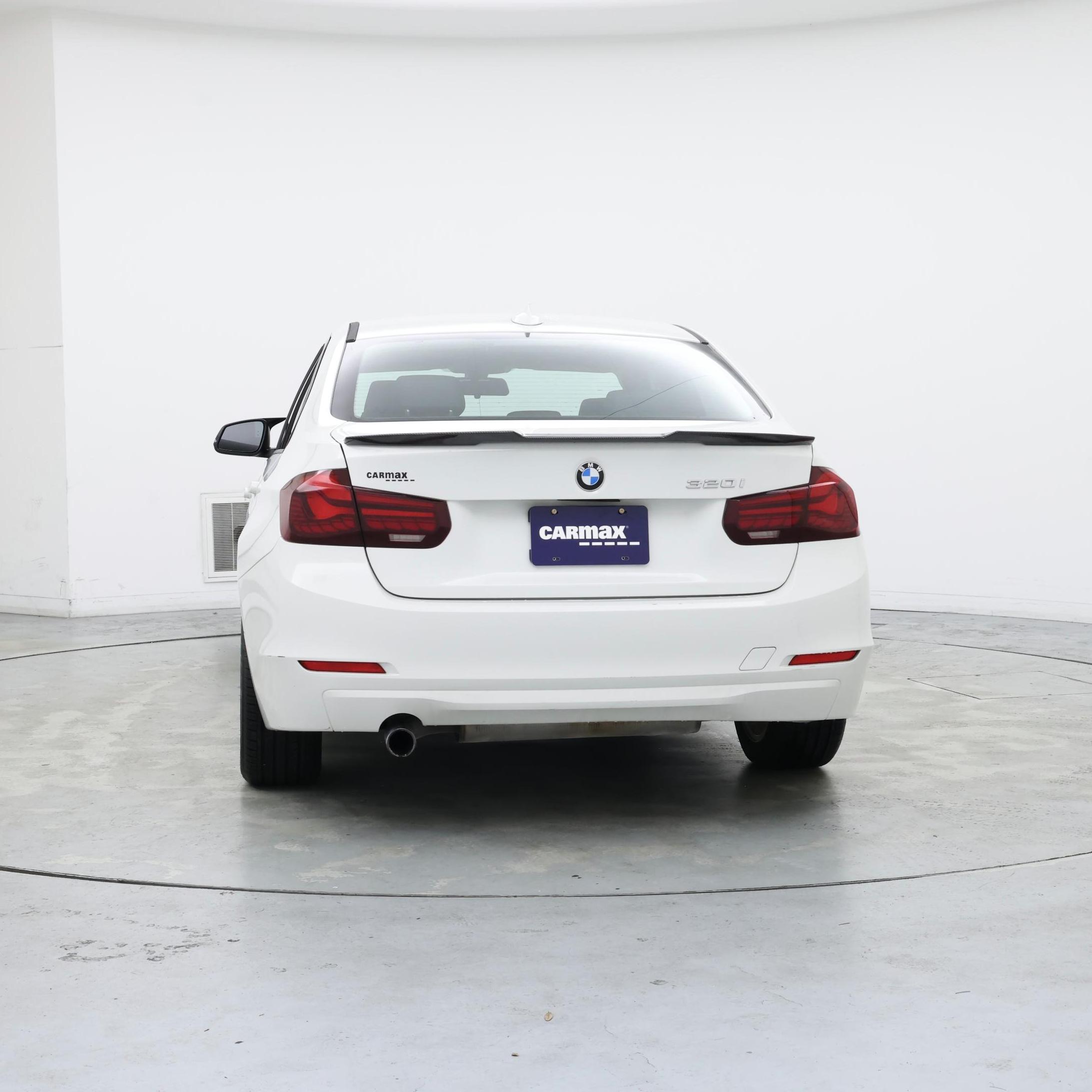 Thumbnail: 2015 BMW 3 Series - 6
