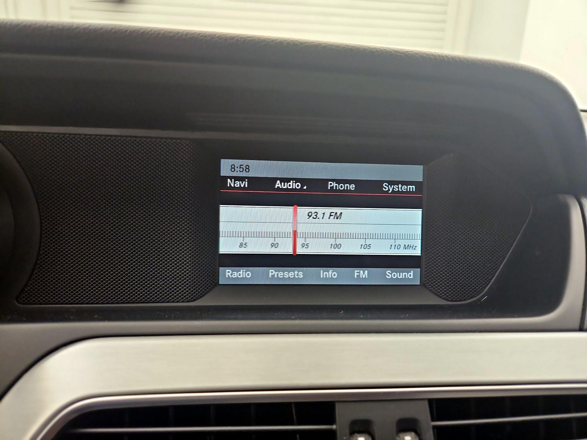 Thumbnail: 2015 Mercedes-Benz C-Class - 15