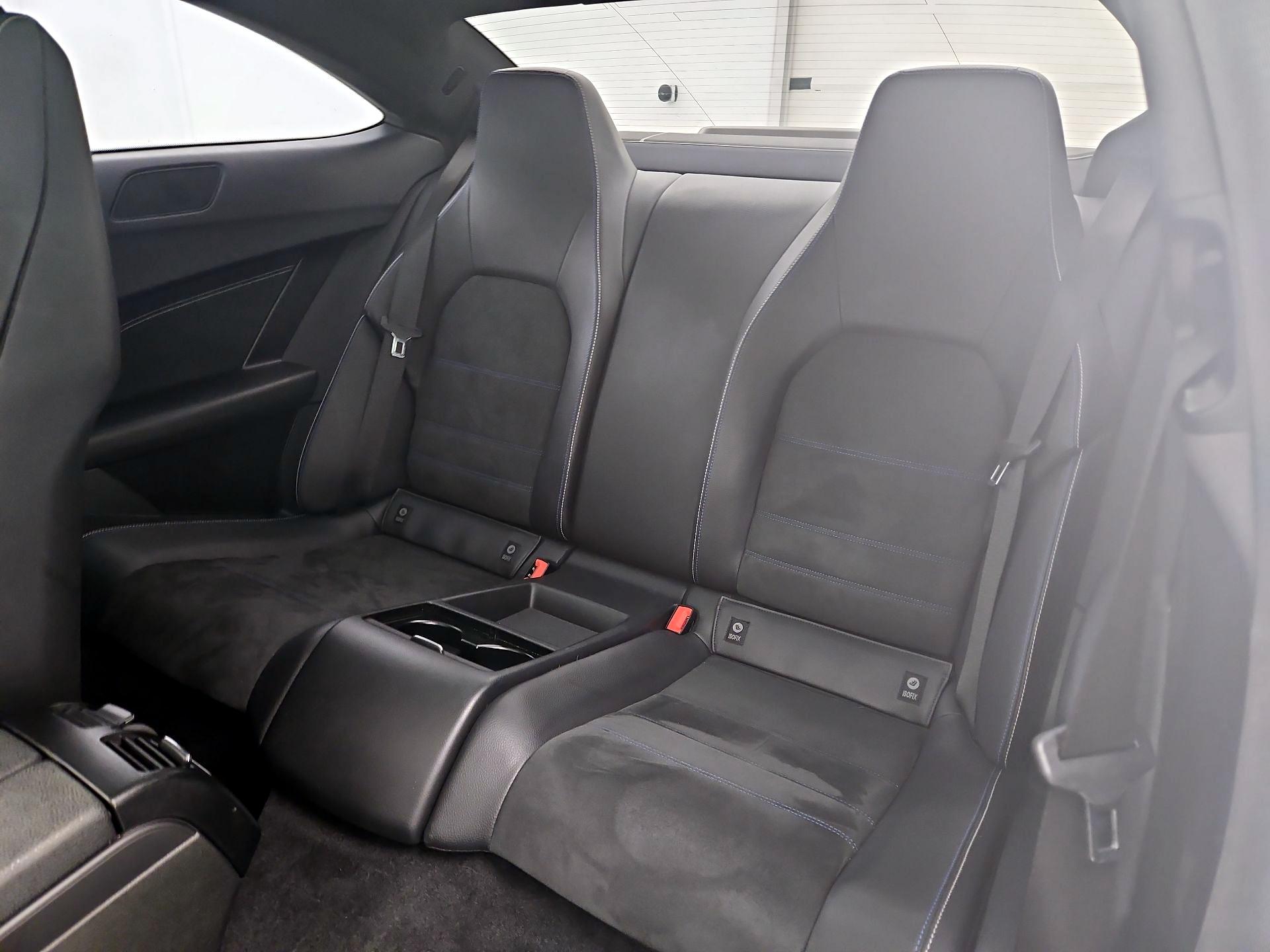 Thumbnail: 2015 Mercedes-Benz C-Class - 20