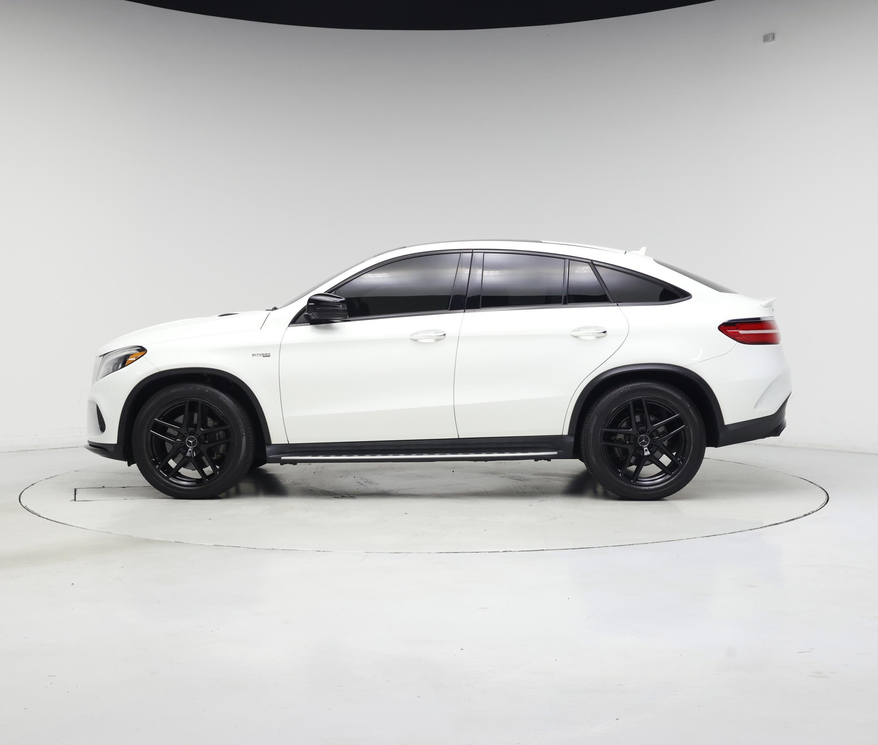 Thumbnail: 2019 Mercedes-Benz GLE - 3