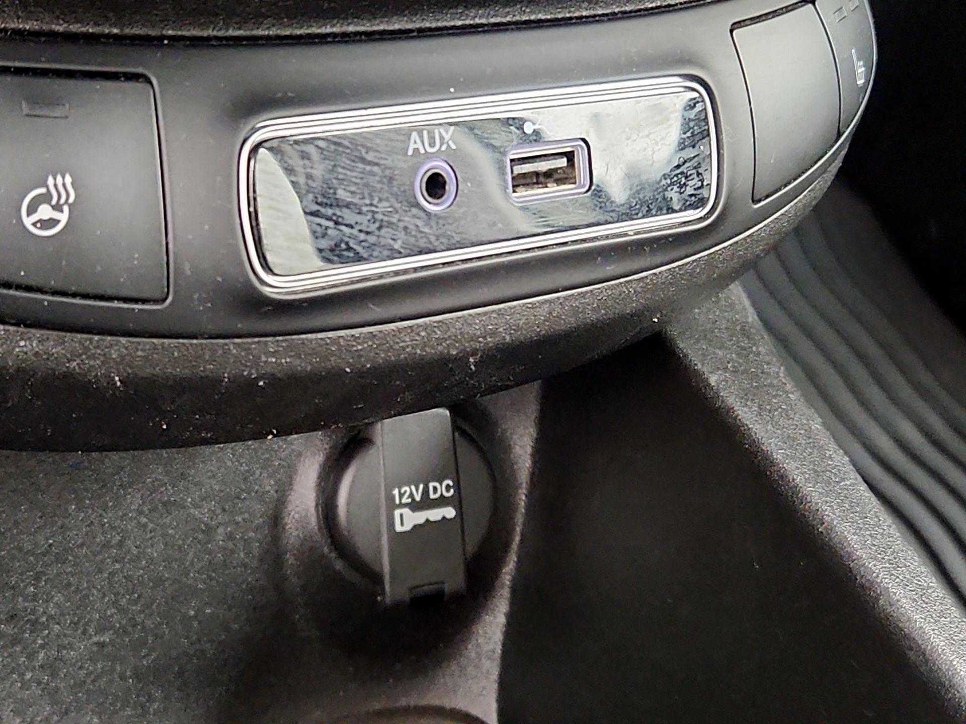 Thumbnail: 2016 Fiat 500X - 19