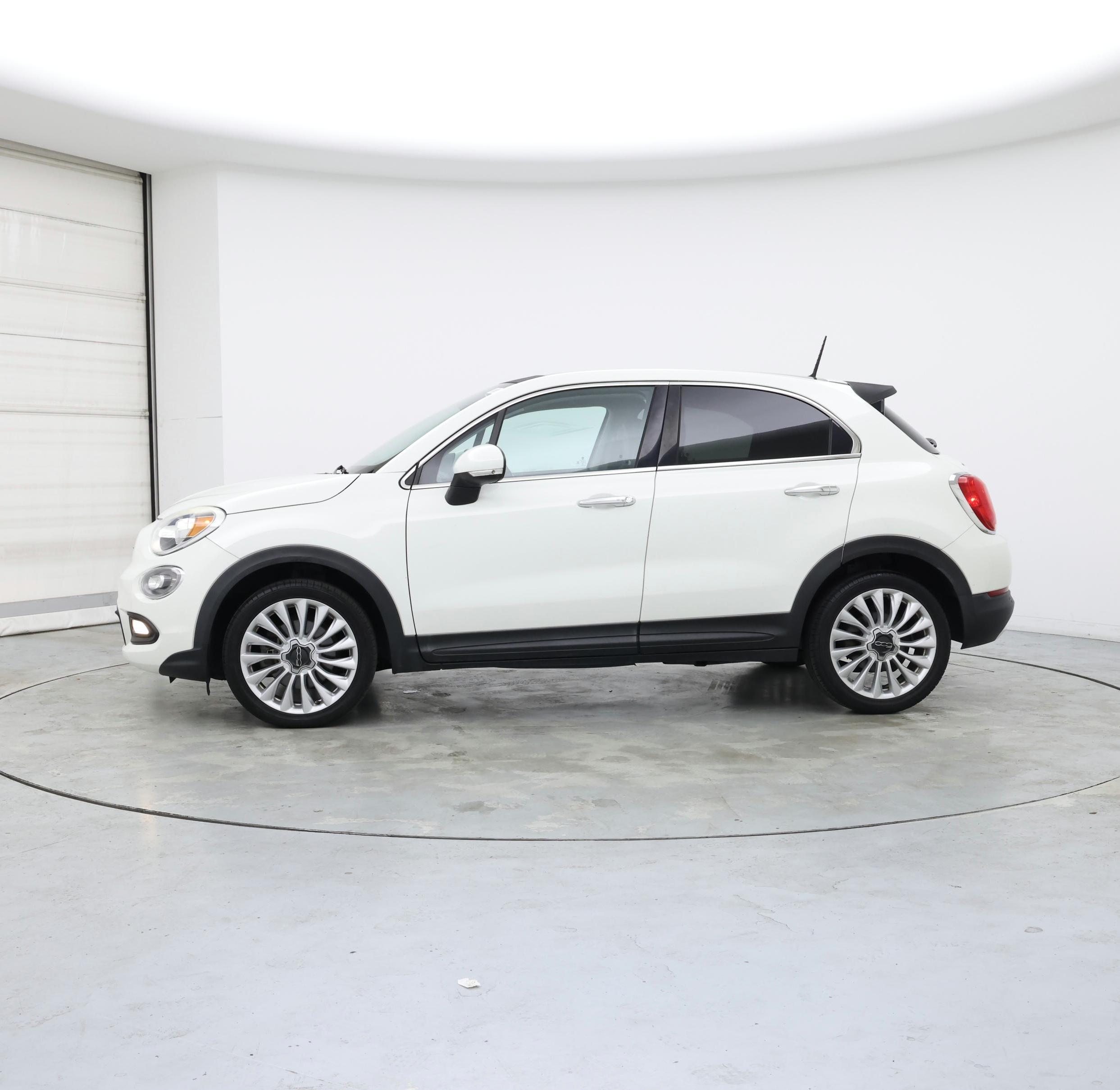 Thumbnail: 2016 Fiat 500X - 3