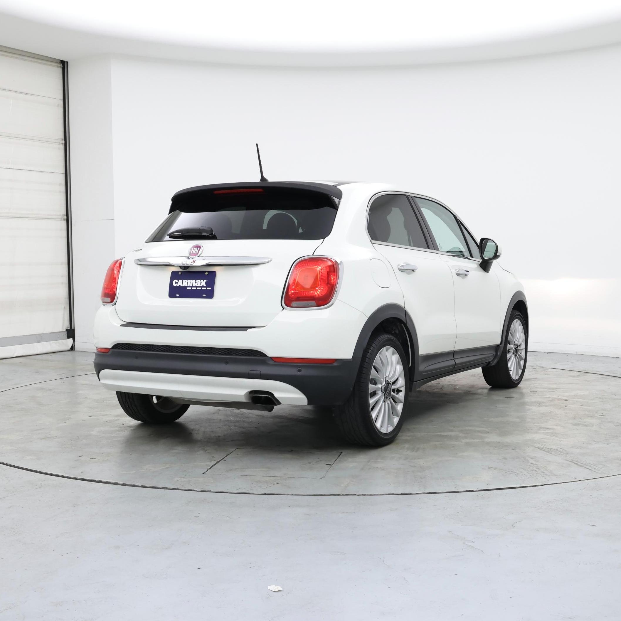 Thumbnail: 2016 Fiat 500X - 8