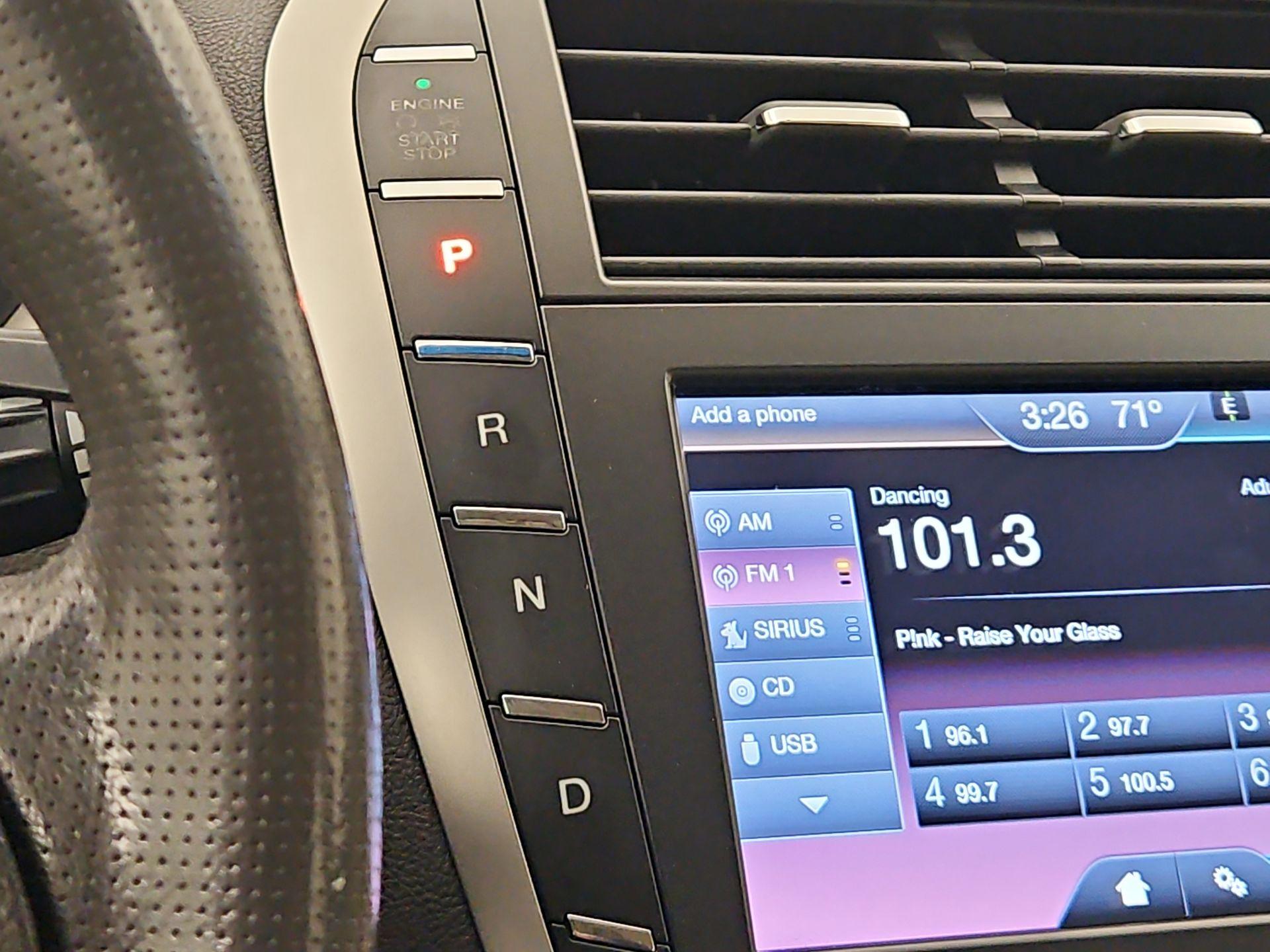 Thumbnail: 2014 Lincoln MKZ - 16