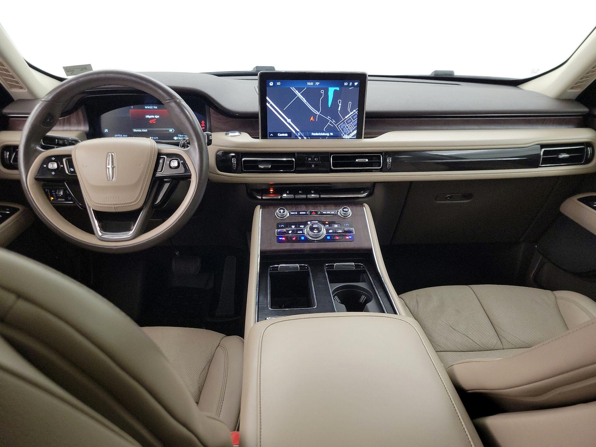 Thumbnail: 2020 Lincoln Aviator - 9