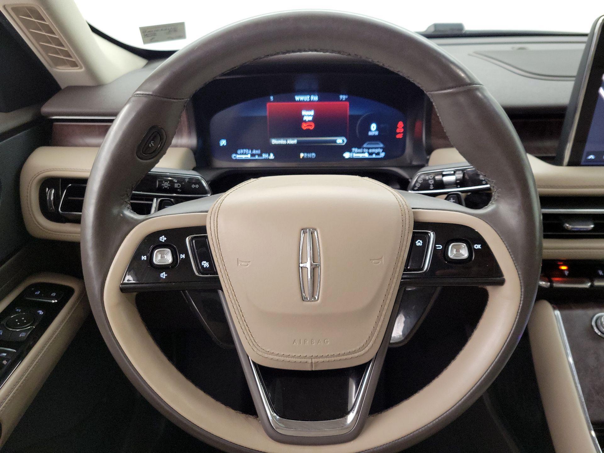 Thumbnail: 2020 Lincoln Aviator - 10
