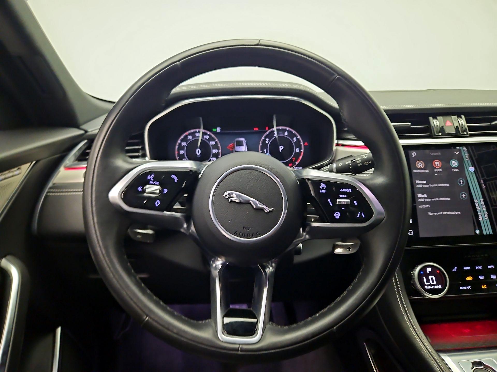 Thumbnail: 2024 Jaguar F-Pace - 10