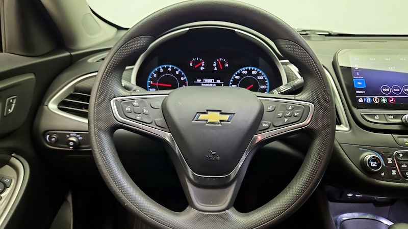 2022 Chevrolet Malibu LT 10