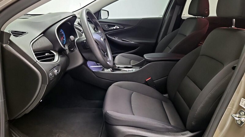 2022 Chevrolet Malibu LT 11