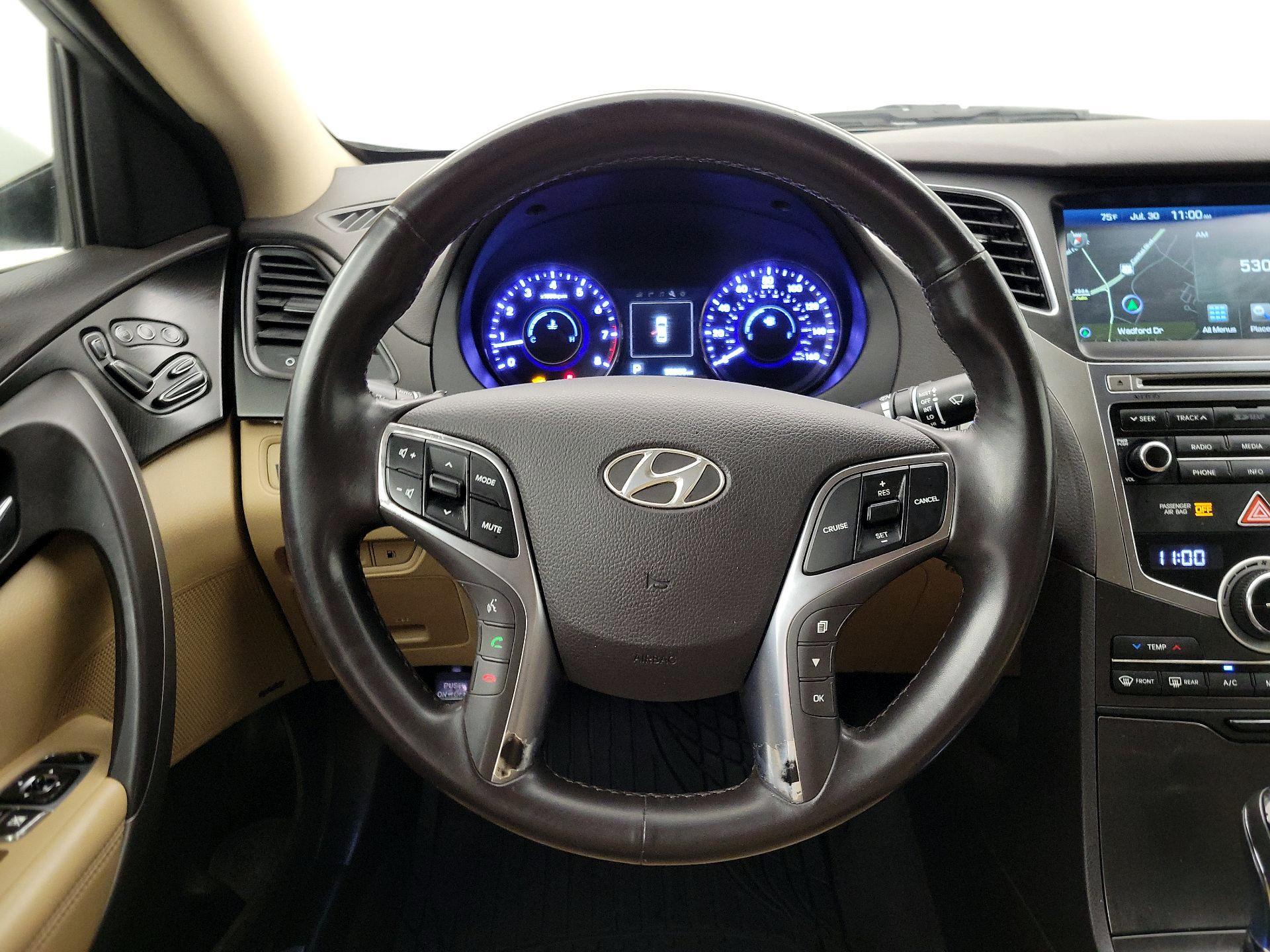 Thumbnail: 2015 Hyundai Azera - 10