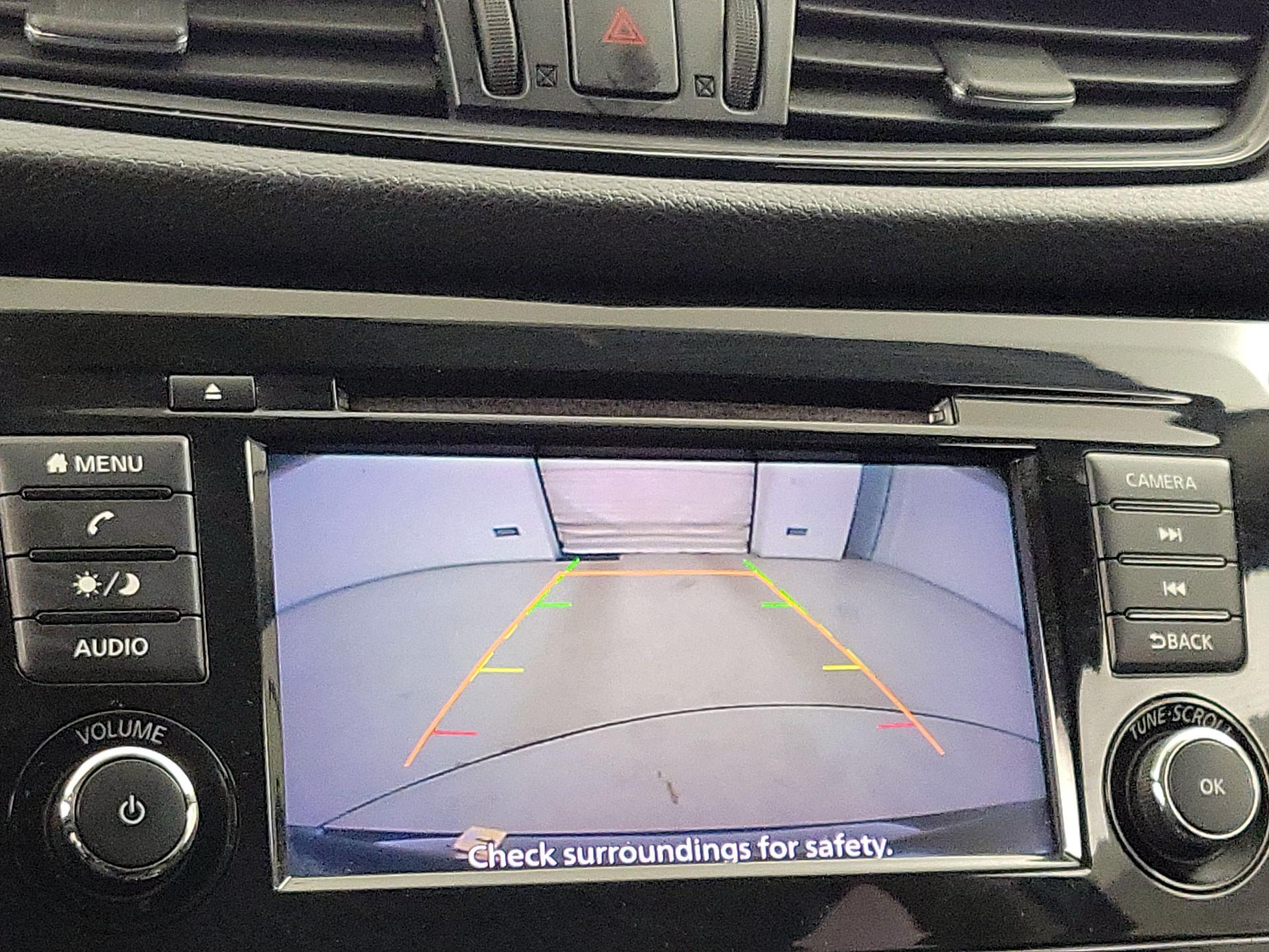 Thumbnail: 2018 Nissan Rogue - 14