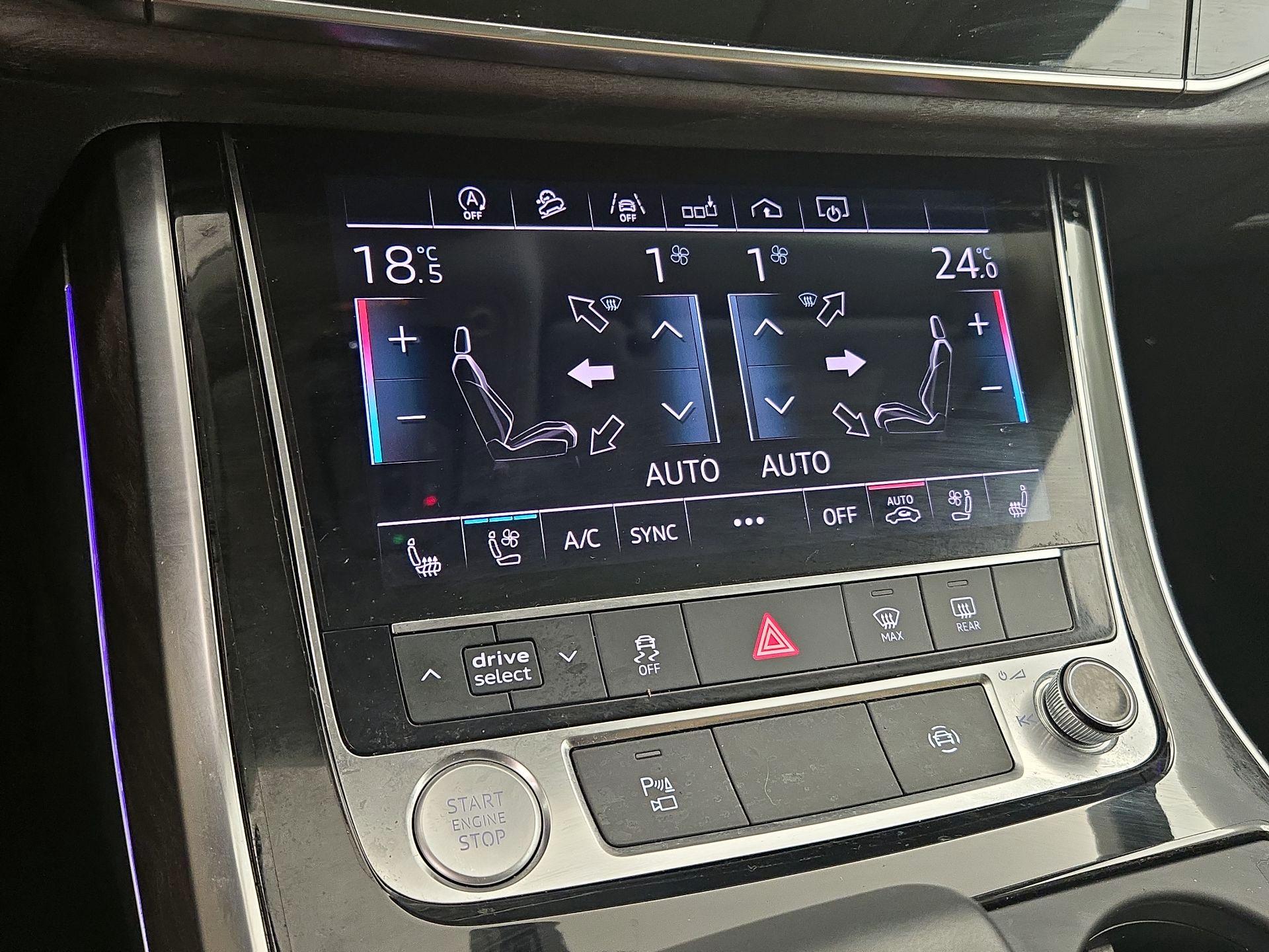 Thumbnail: 2019 Audi Q8 - 17