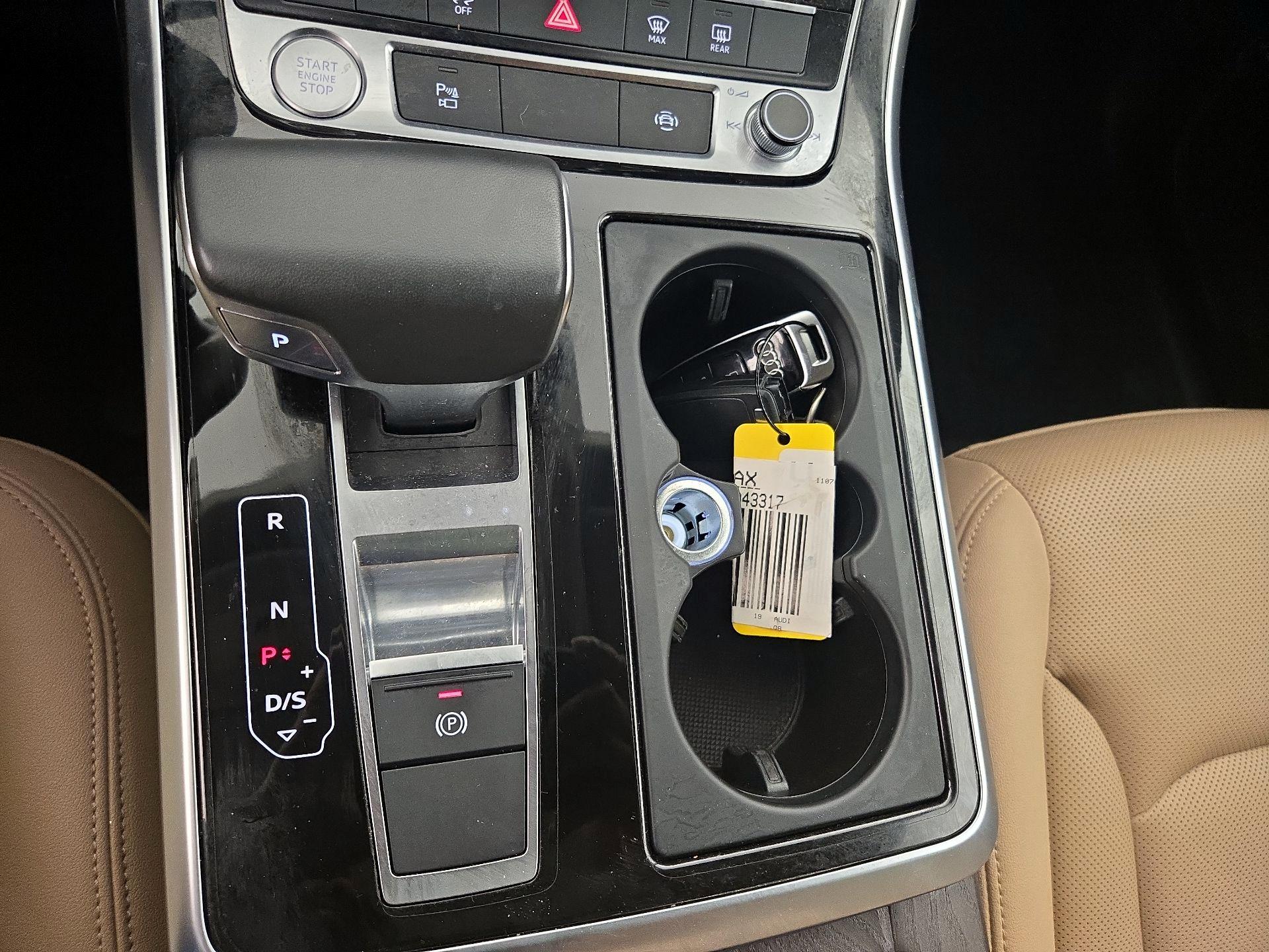 Thumbnail: 2019 Audi Q8 - 18