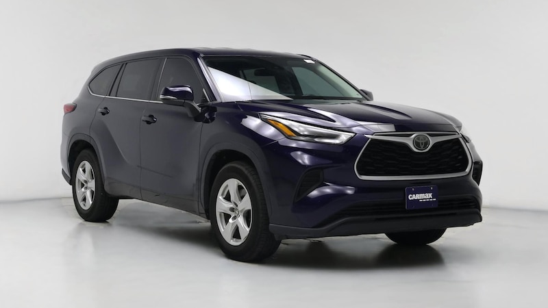 2021 Toyota Highlander LE Hero Image