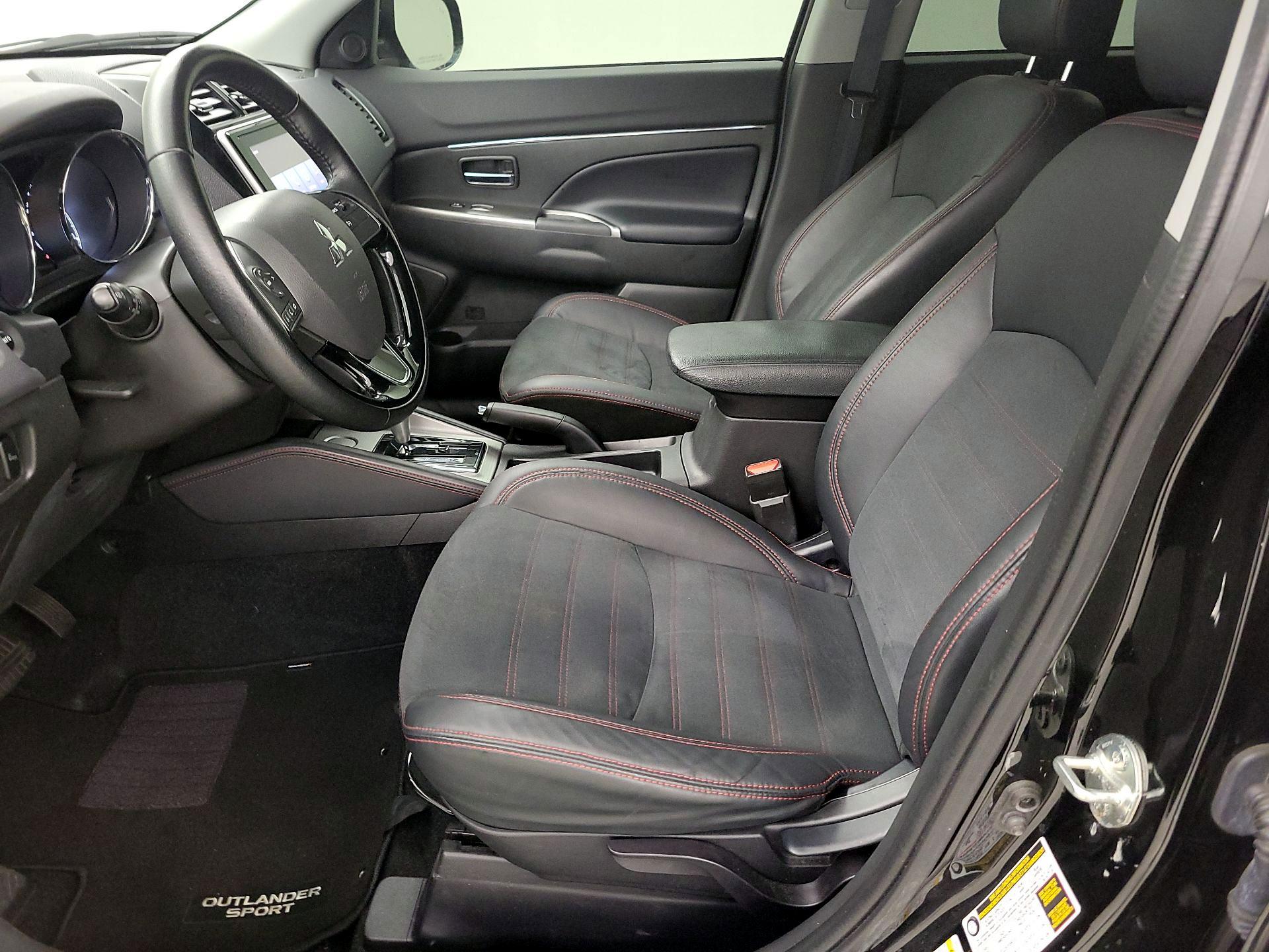 Thumbnail: 2022 Mitsubishi Outlander Sport - 9