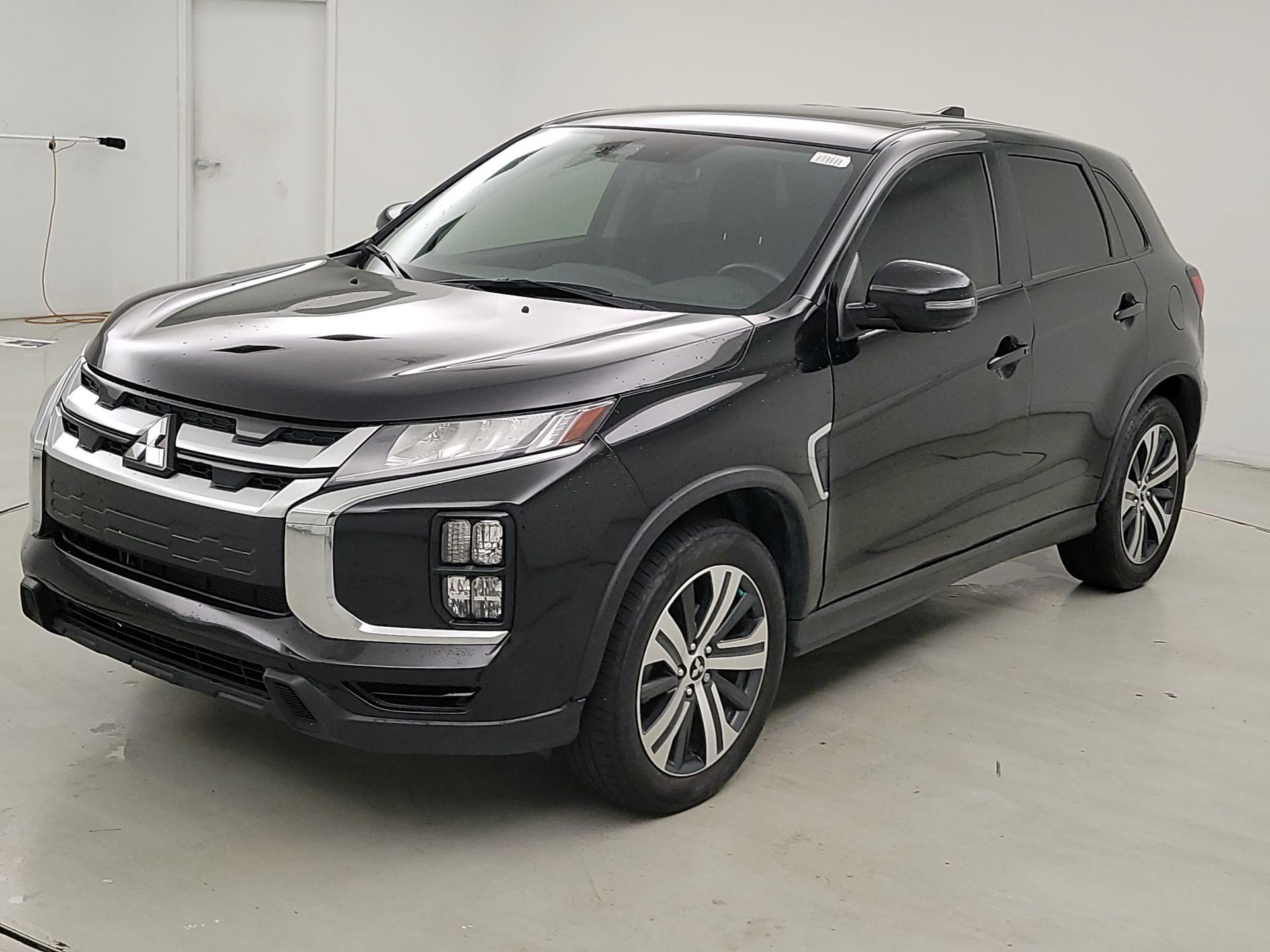 Thumbnail: 2022 Mitsubishi Outlander Sport - 3