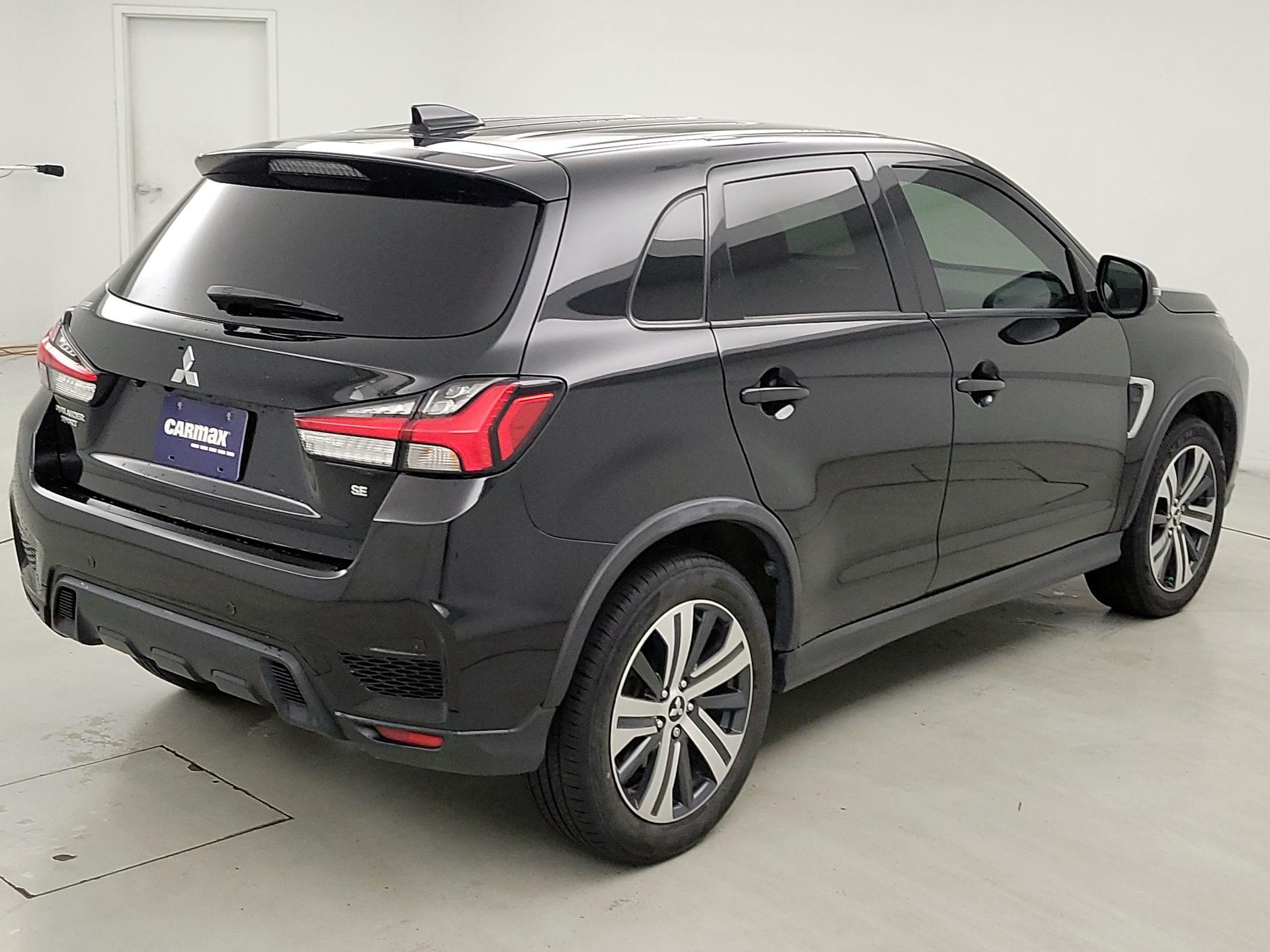 Thumbnail: 2022 Mitsubishi Outlander Sport - 5
