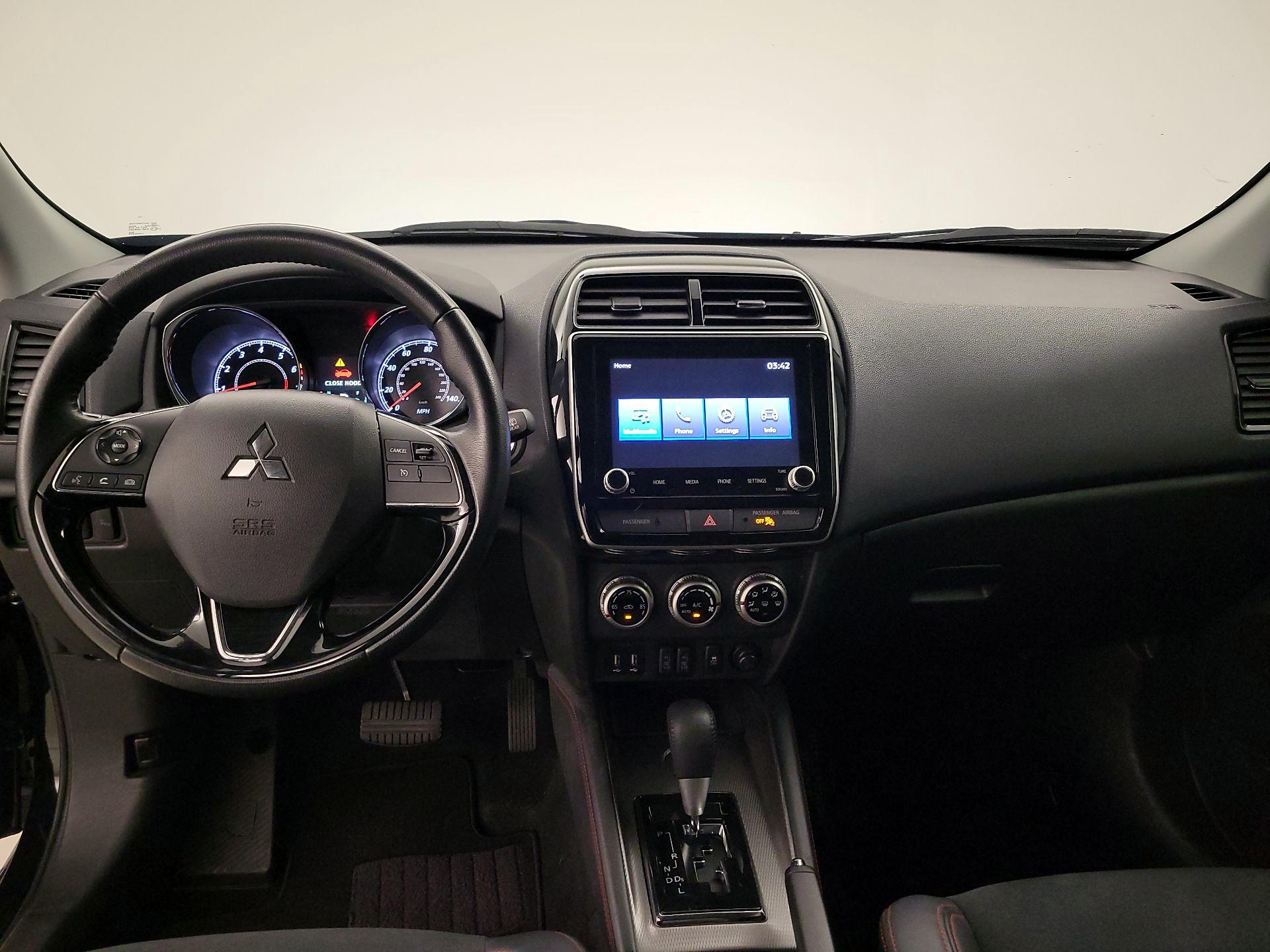 Thumbnail: 2022 Mitsubishi Outlander Sport - 8