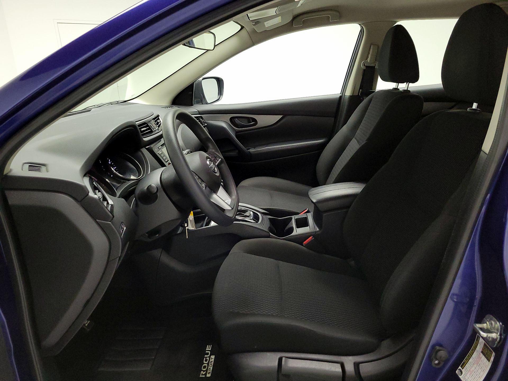 Thumbnail: 2021 Nissan Rogue Sport - 11
