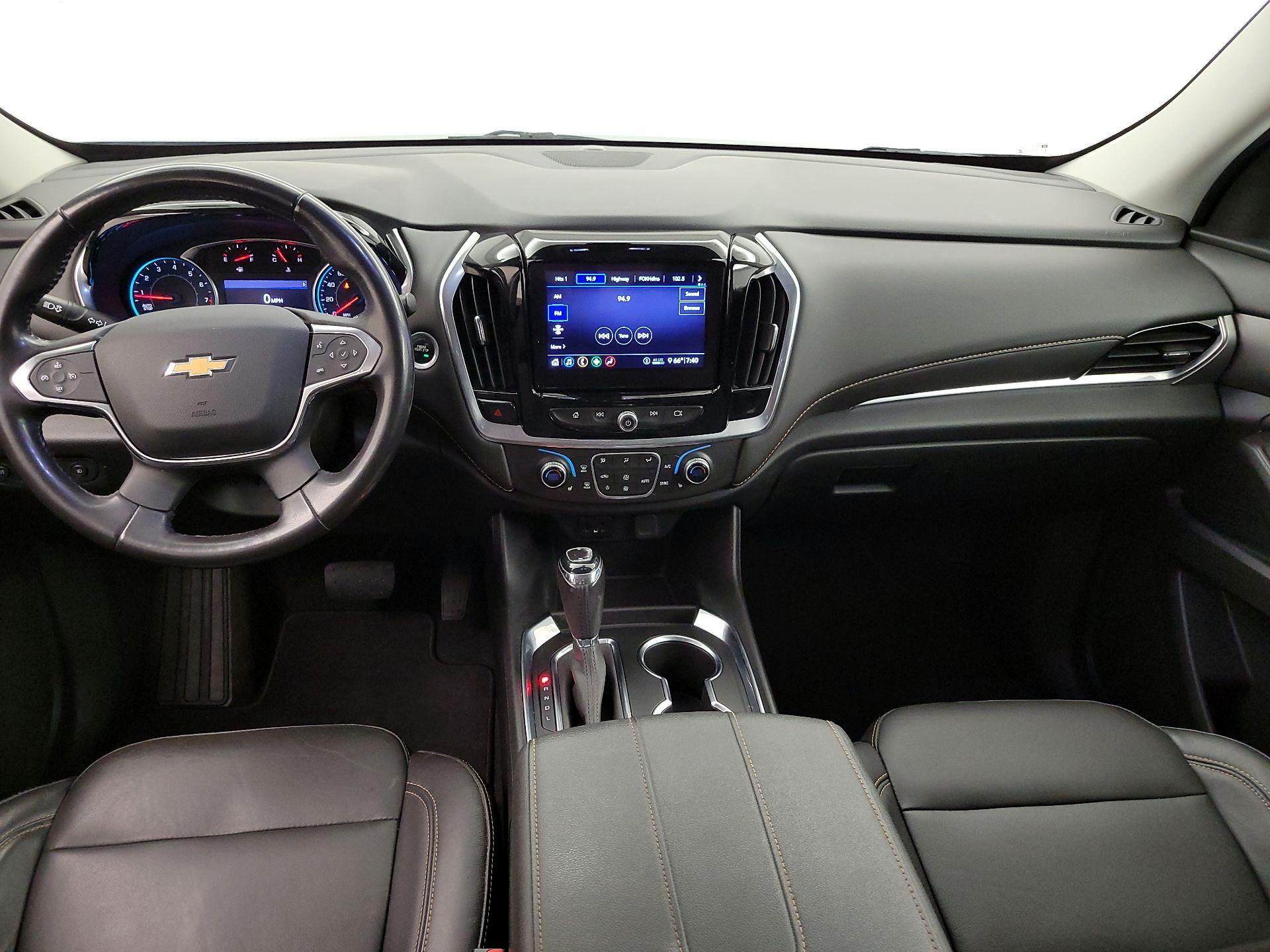 Thumbnail: 2020 Chevrolet Traverse - 9