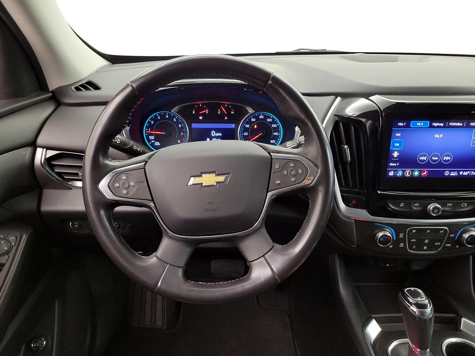 Thumbnail: 2020 Chevrolet Traverse - 10