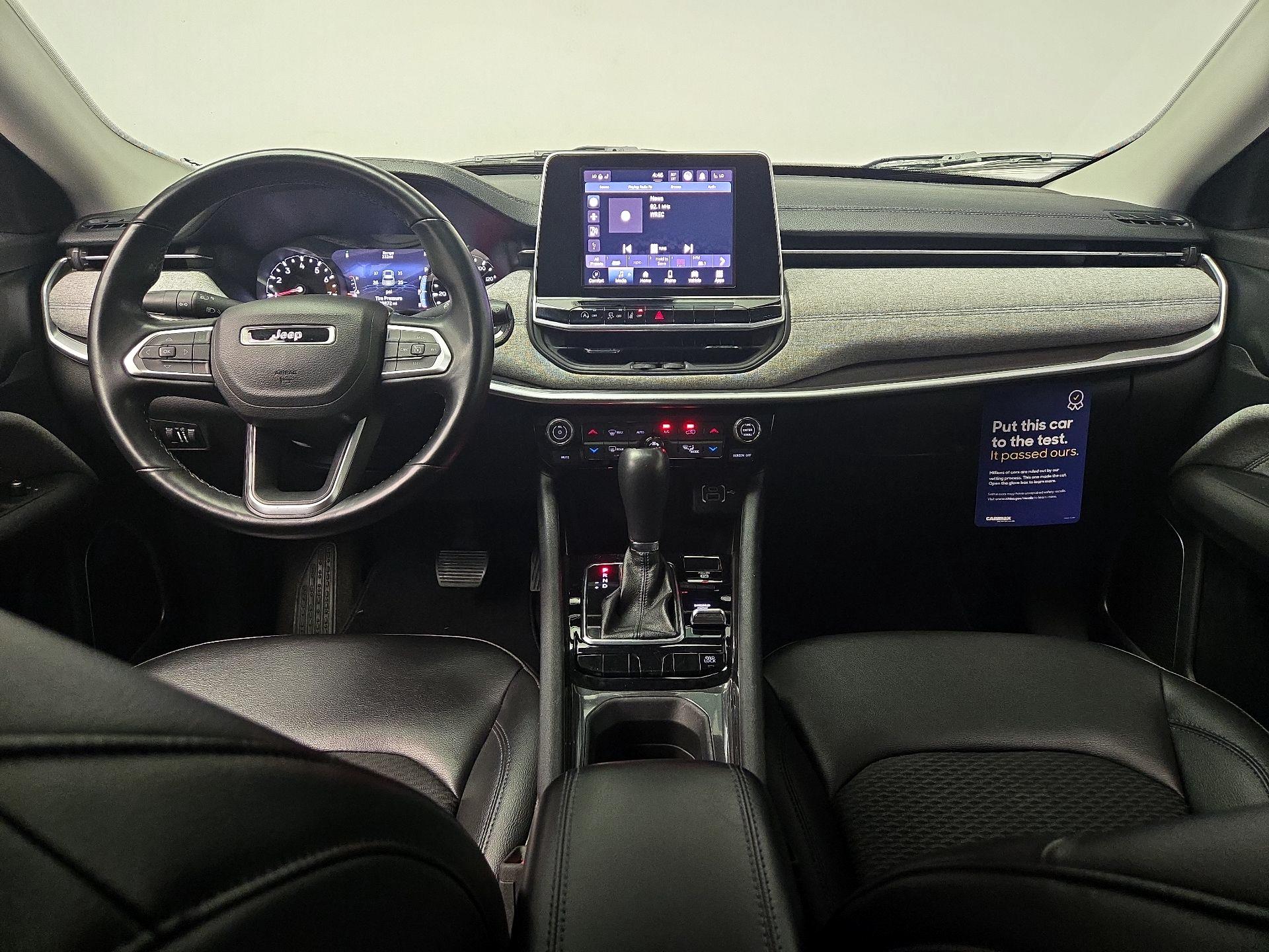 Thumbnail: 2022 Jeep Compass - 9