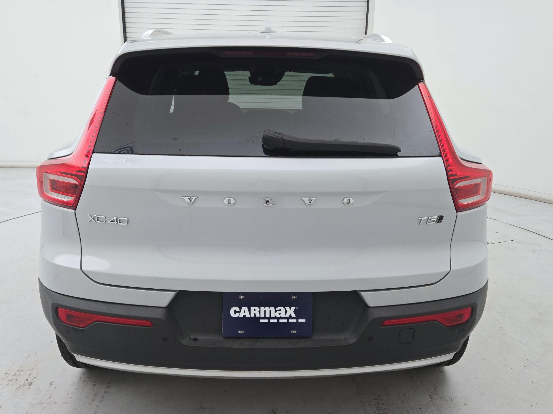 Thumbnail: 2020 Volvo XC40 - 6