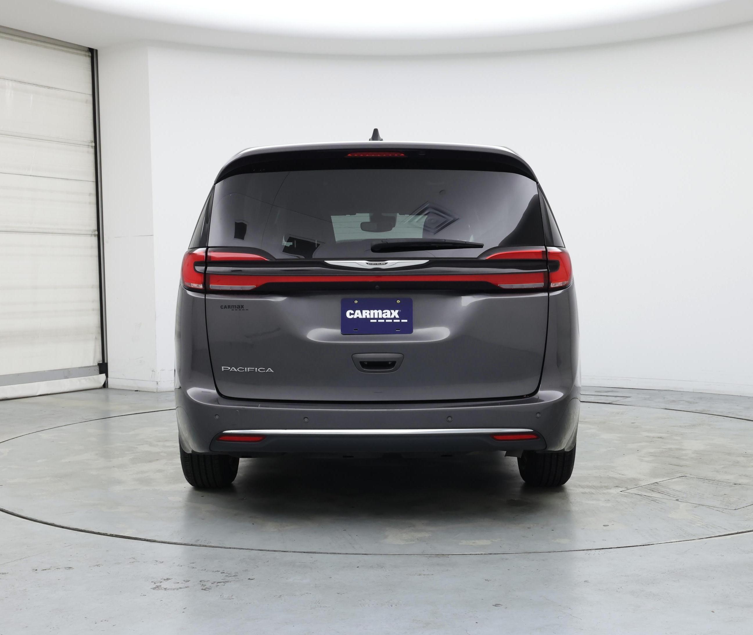 Thumbnail: 2023 Chrysler Pacifica - 6