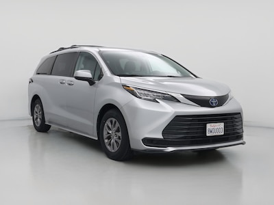 2021 Toyota Sienna LE -
                Buena Park, CA