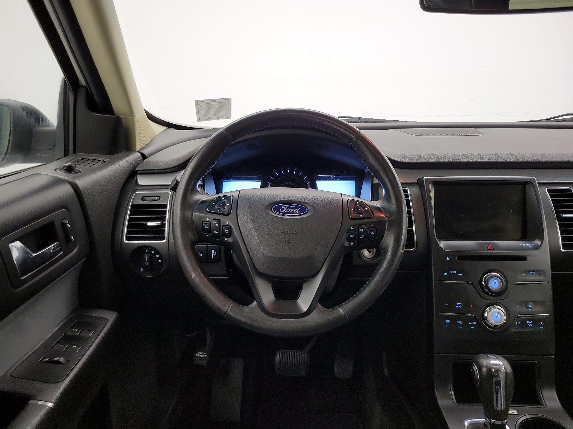 Thumbnail: 2014 Ford Flex - 10
