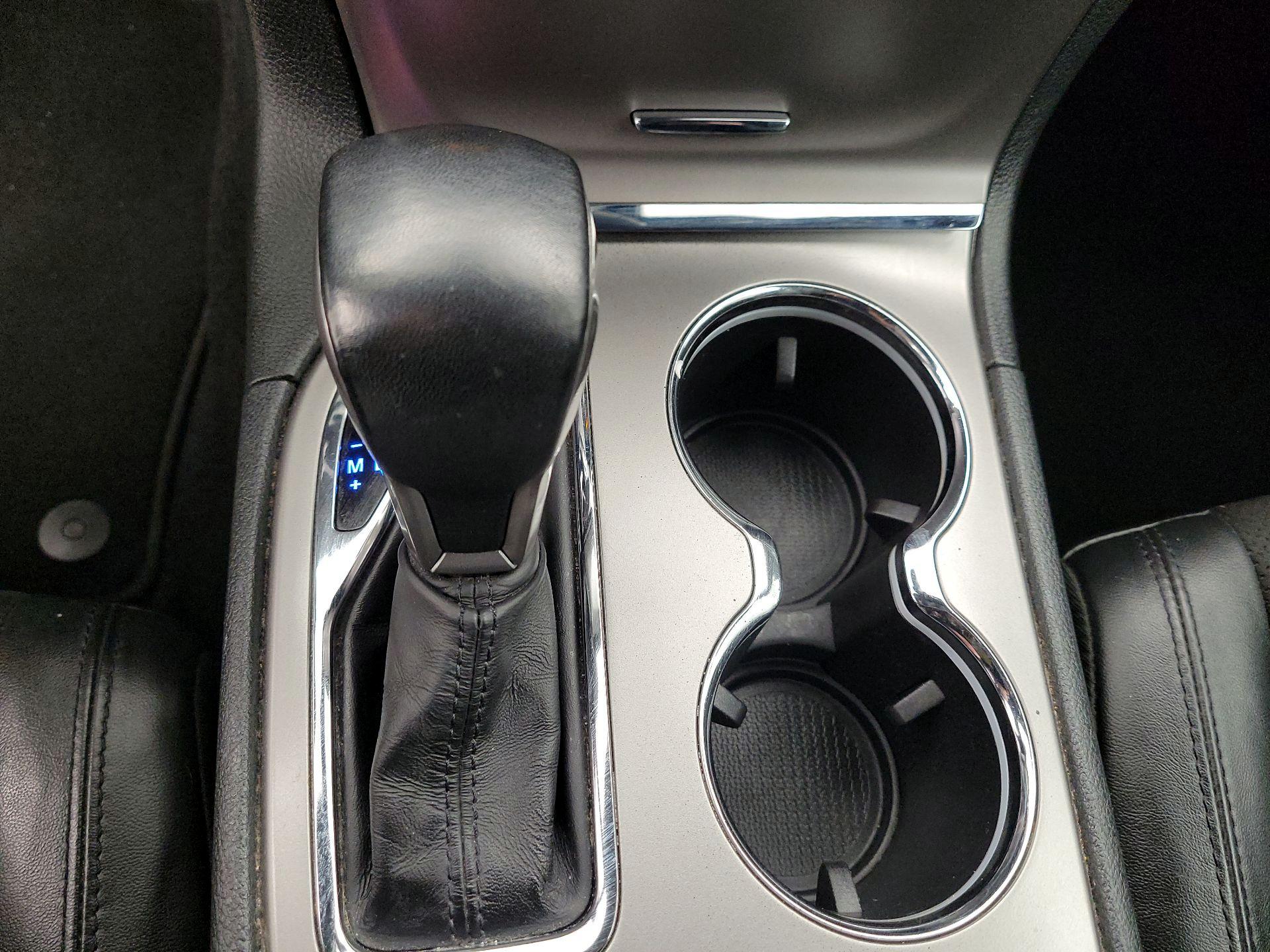 Thumbnail: 2020 Jeep Grand Cherokee - 18