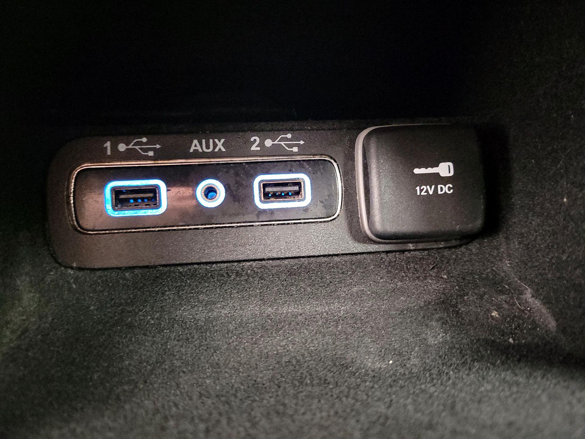 Thumbnail: 2020 Jeep Grand Cherokee - 19