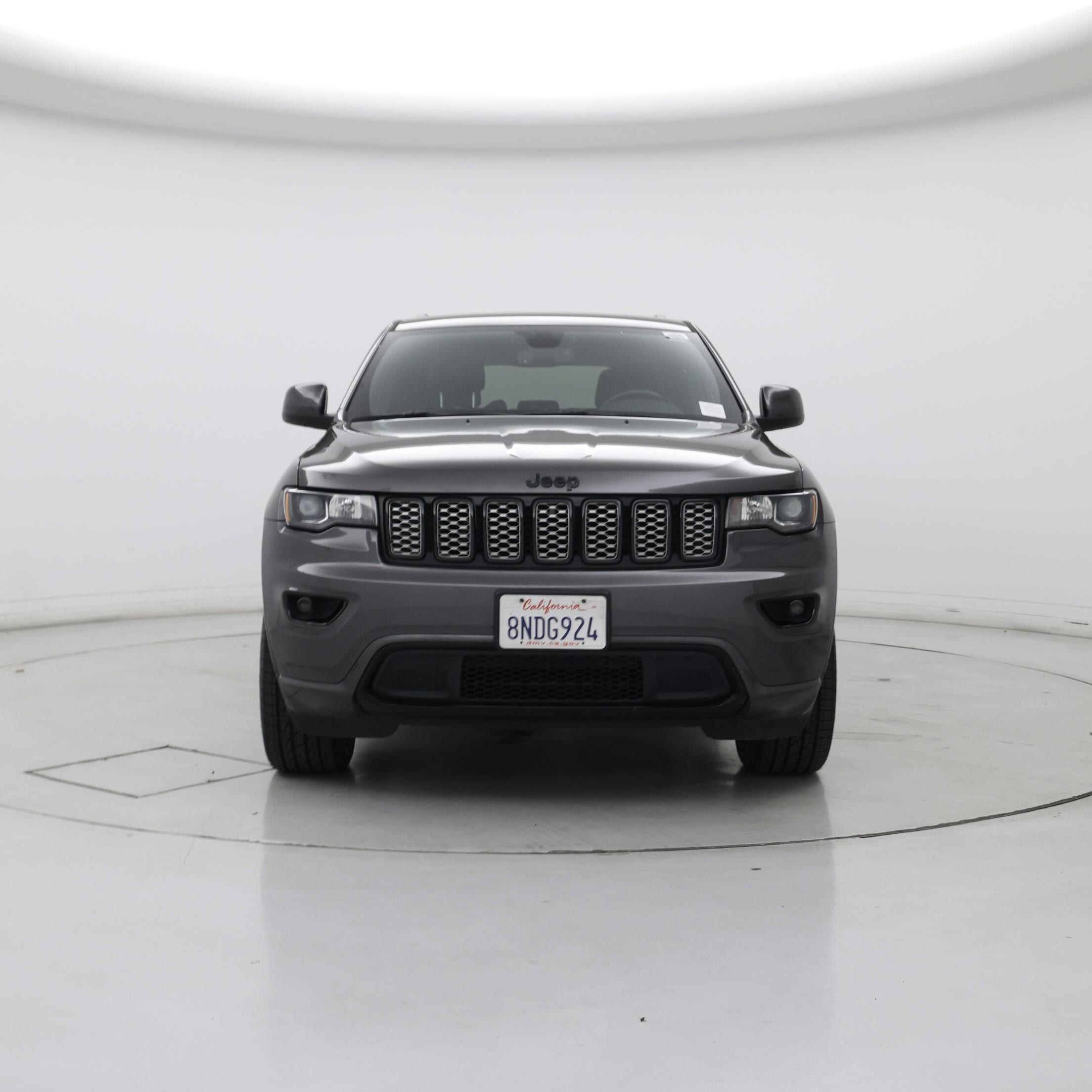Thumbnail: 2020 Jeep Grand Cherokee - 5