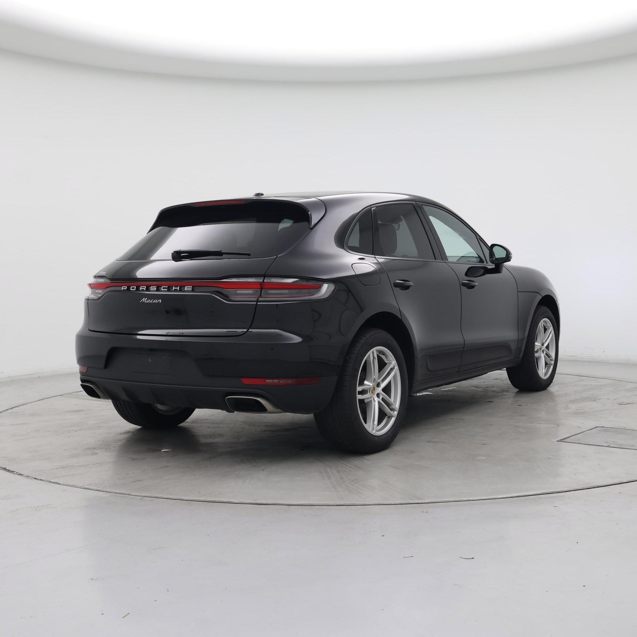 Thumbnail: 2021 Porsche Macan - 8