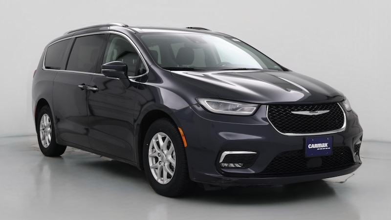 2021 Chrysler Pacifica Touring L Hero Image