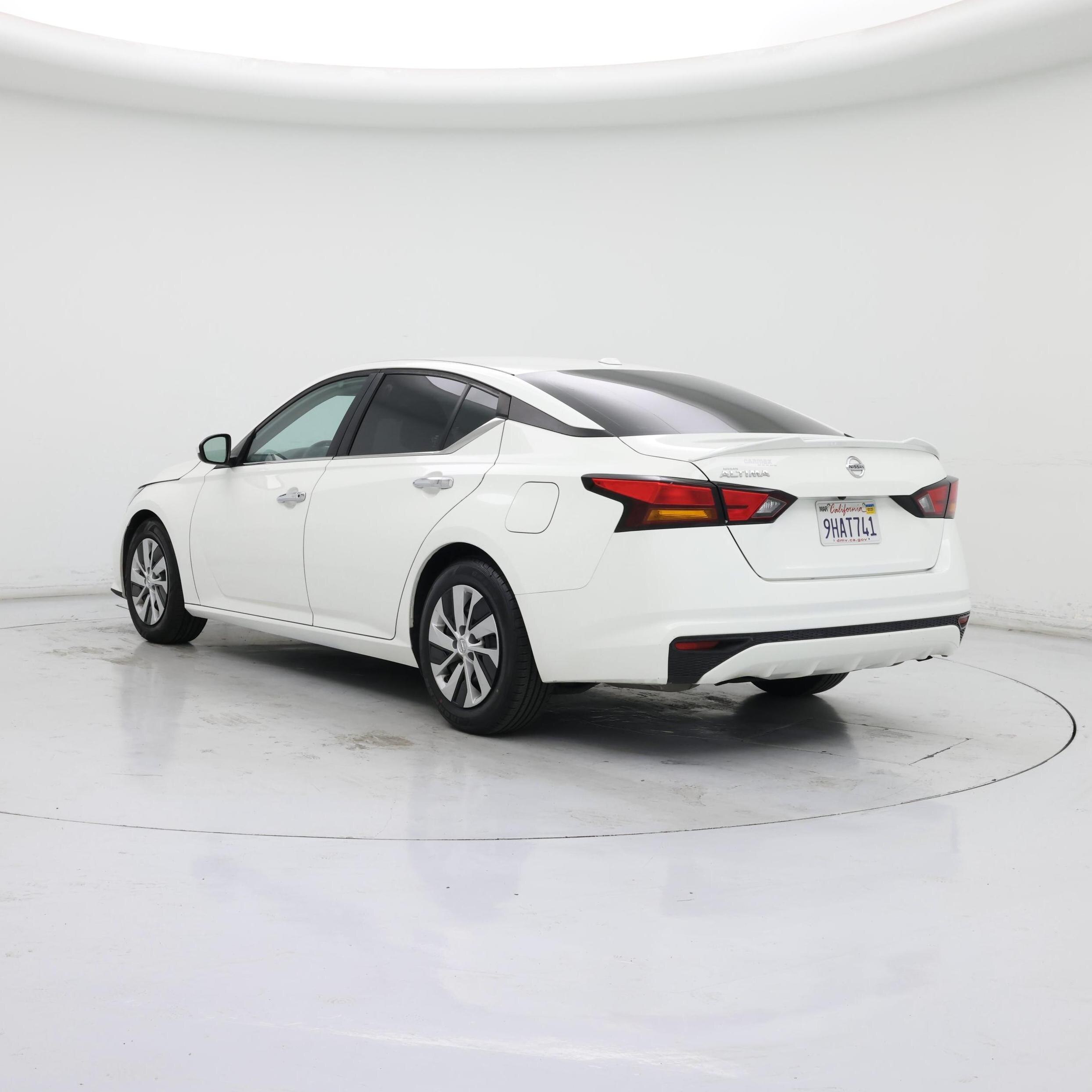 Thumbnail: 2020 Nissan Altima - 2