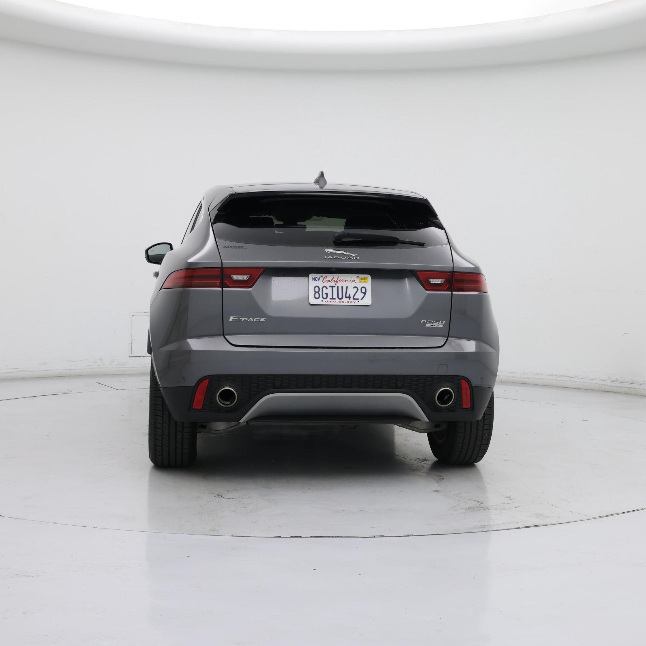 Thumbnail: 2018 Jaguar E-Pace - 6