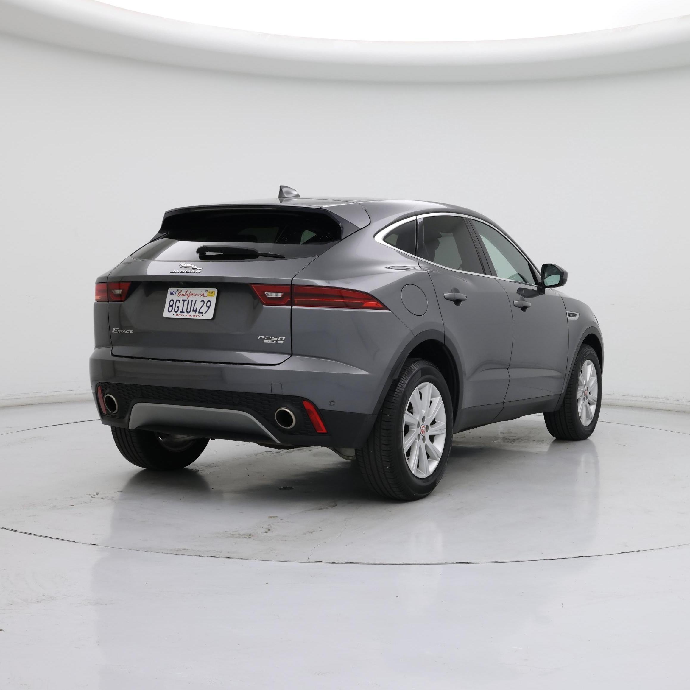Thumbnail: 2018 Jaguar E-Pace - 8