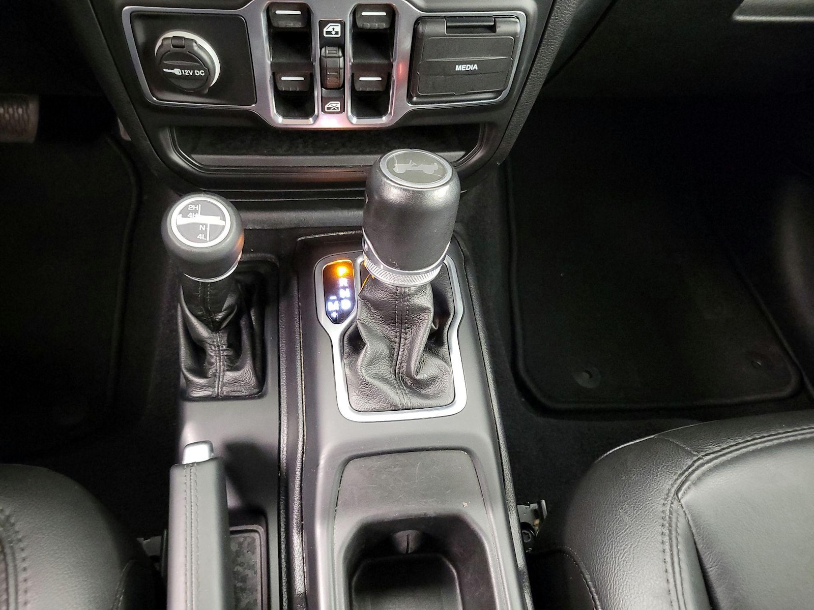 2021 Jeep Wrangler Unlimited Sahara Altitude - Photo 19
