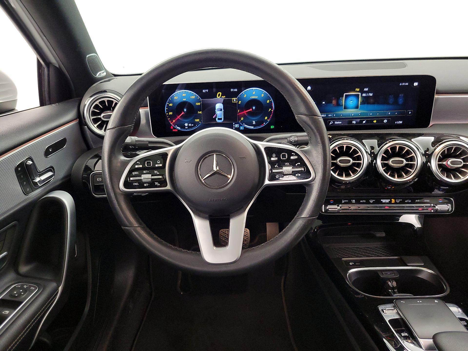 Thumbnail: 2020 Mercedes-Benz A-Class - 10