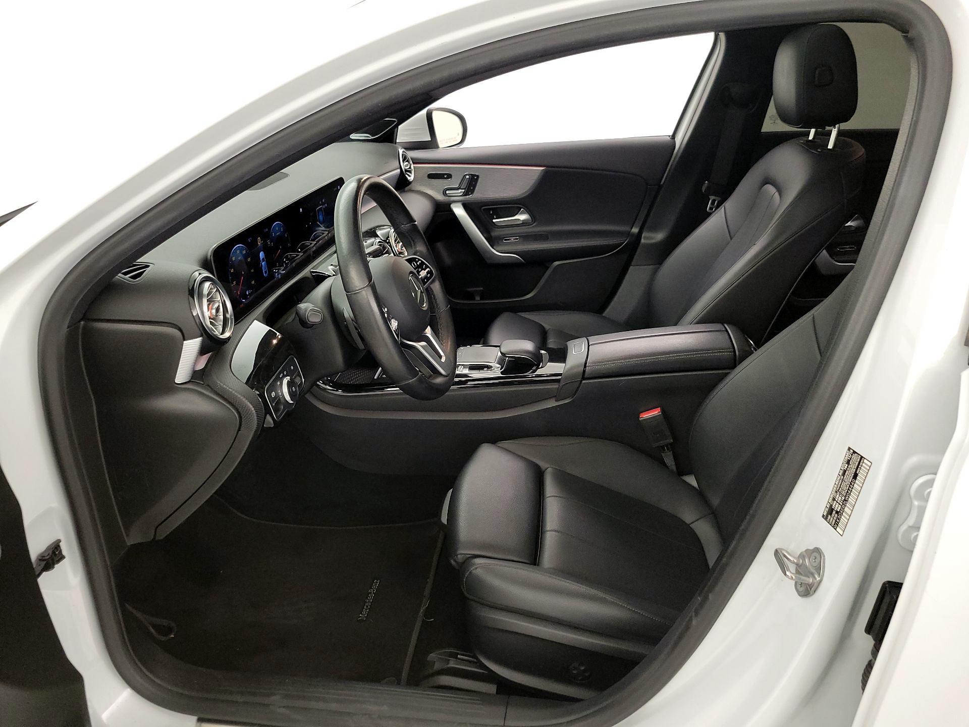 Thumbnail: 2020 Mercedes-Benz A-Class - 11