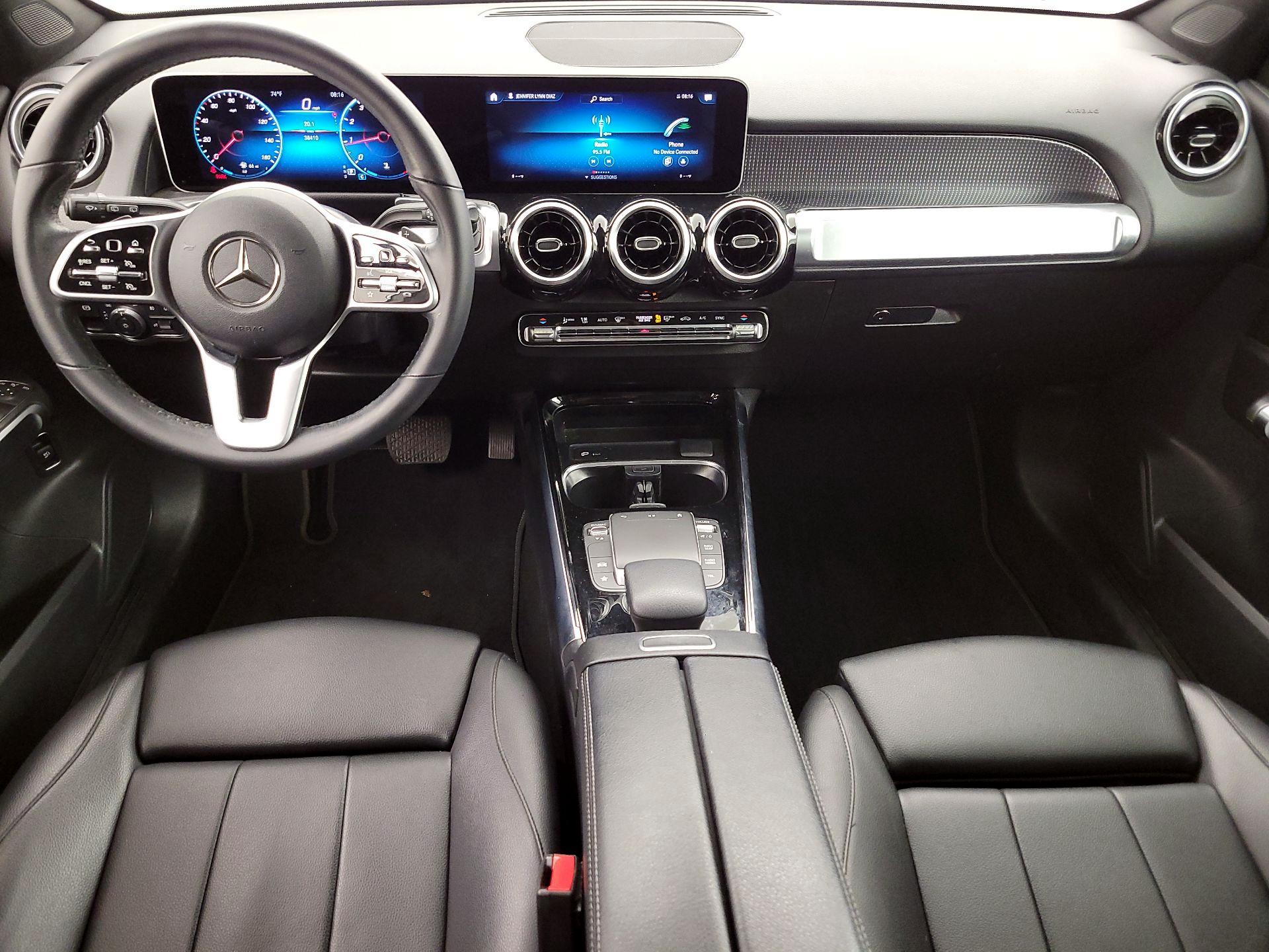 Thumbnail: 2021 Mercedes-Benz GLB - 9